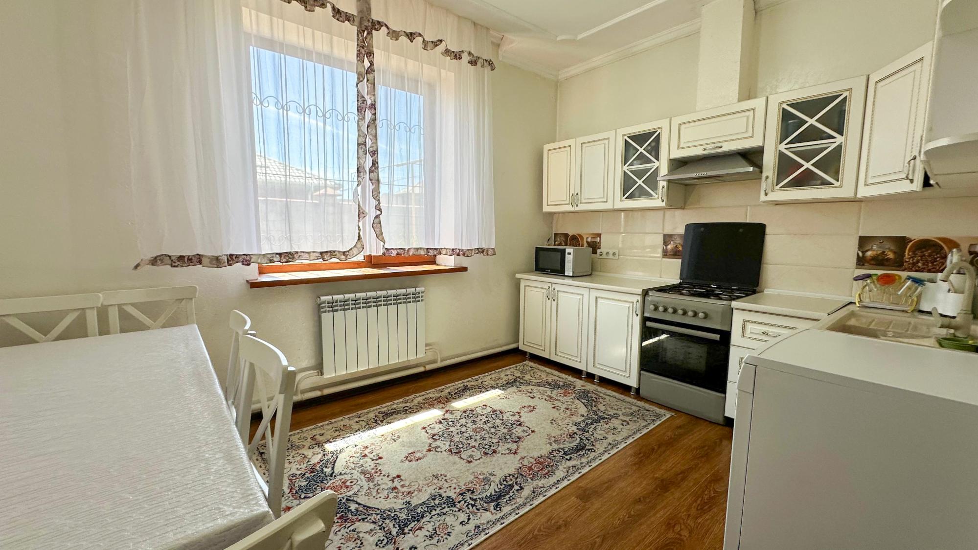 5-комнантный квартира, 150.0 м²,Талдыкорганская за 56 000 000