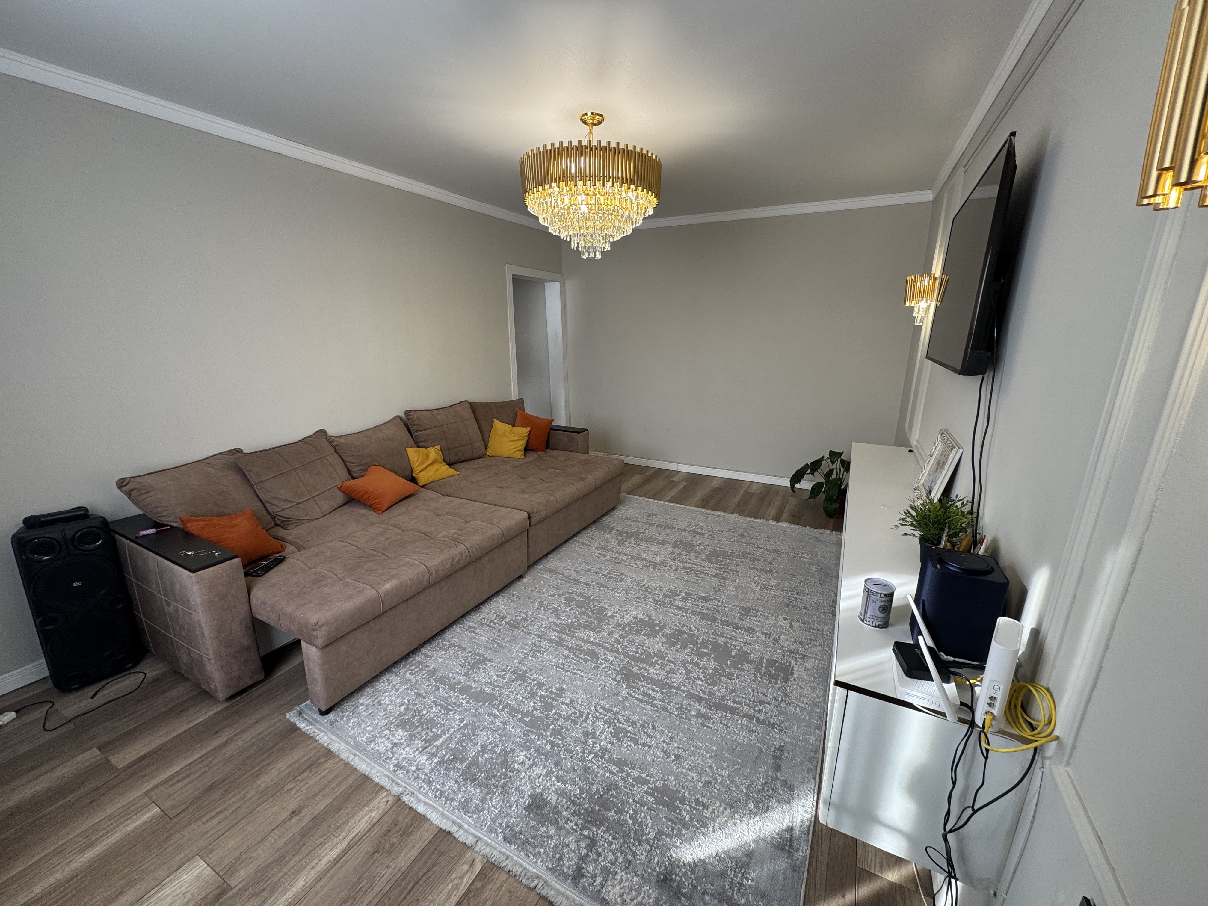 4-комнантная квартира, 92.0 м²,3 мкр за 32 000 000