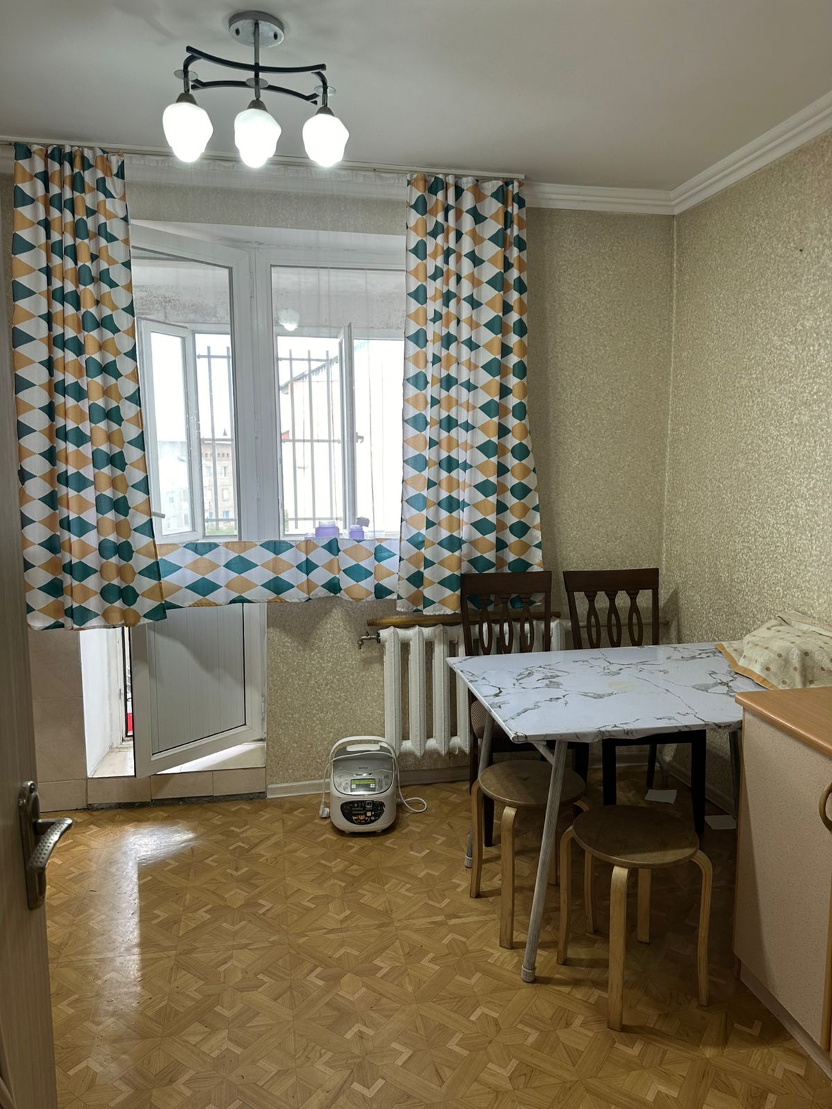 4-комнантная квартира, 89.0 м²,3 мкр за 22 500 000