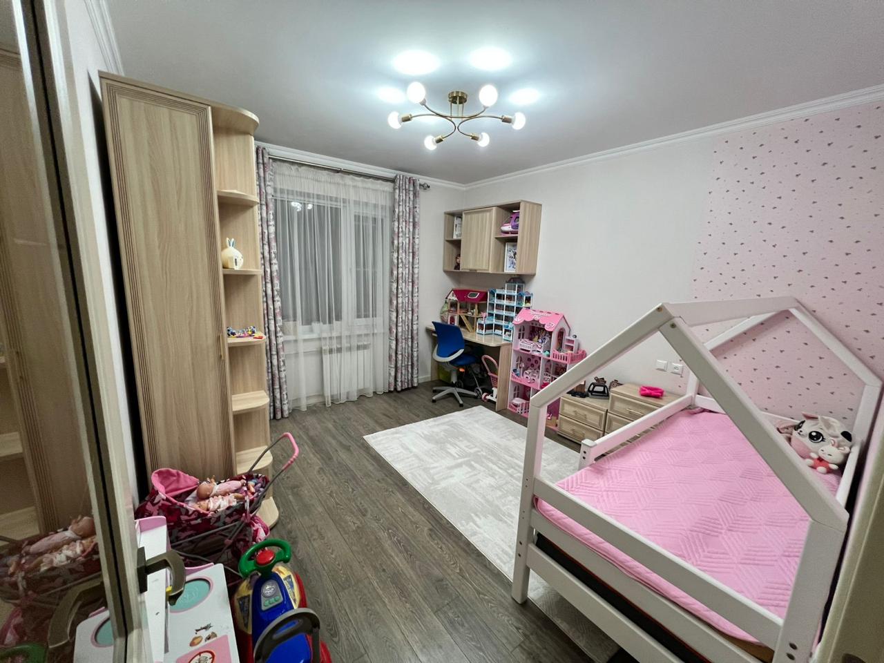 4-комнантная квартира, 92.0 м²,Гарышкер за 38 000 000