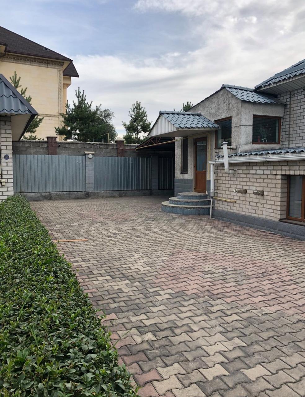 8-комнантный квартира, 290.7 м²,Гагарина за 135 000 000