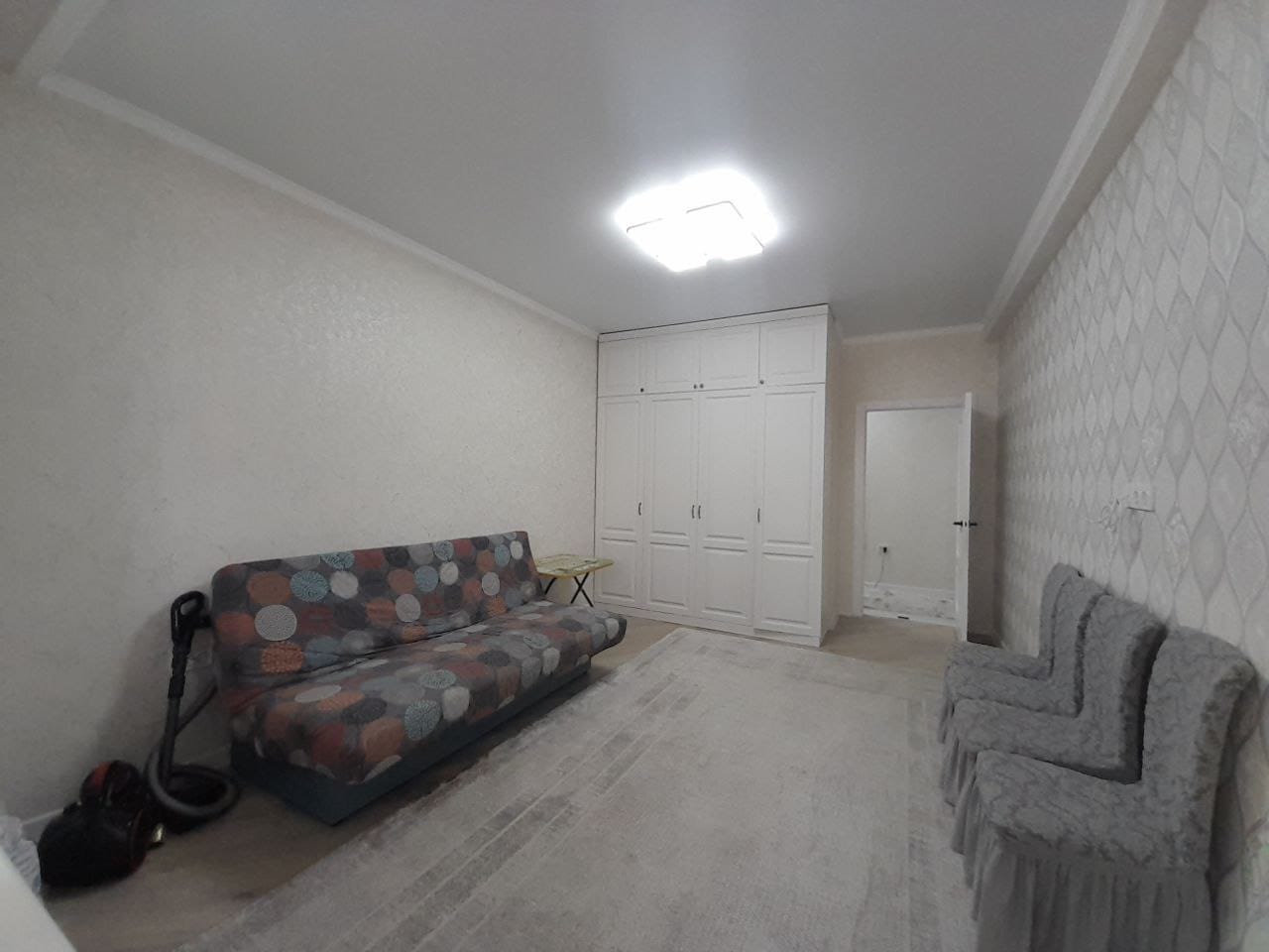 4-комнантная квартира, 150.0 м²,мкр Бирлик за 65 000 000