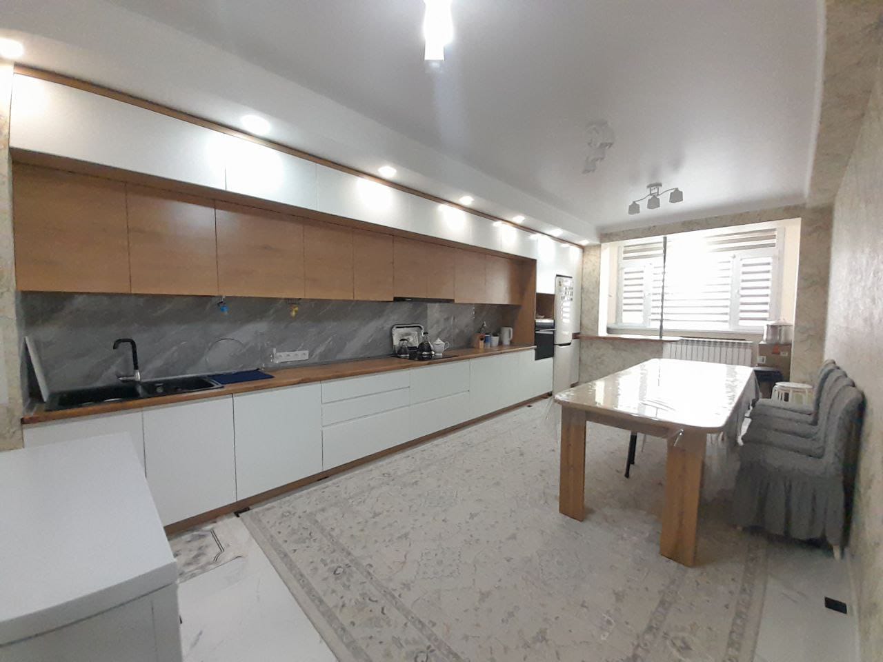 4-комнантная квартира, 150.0 м²,мкр Бирлик за 65 000 000