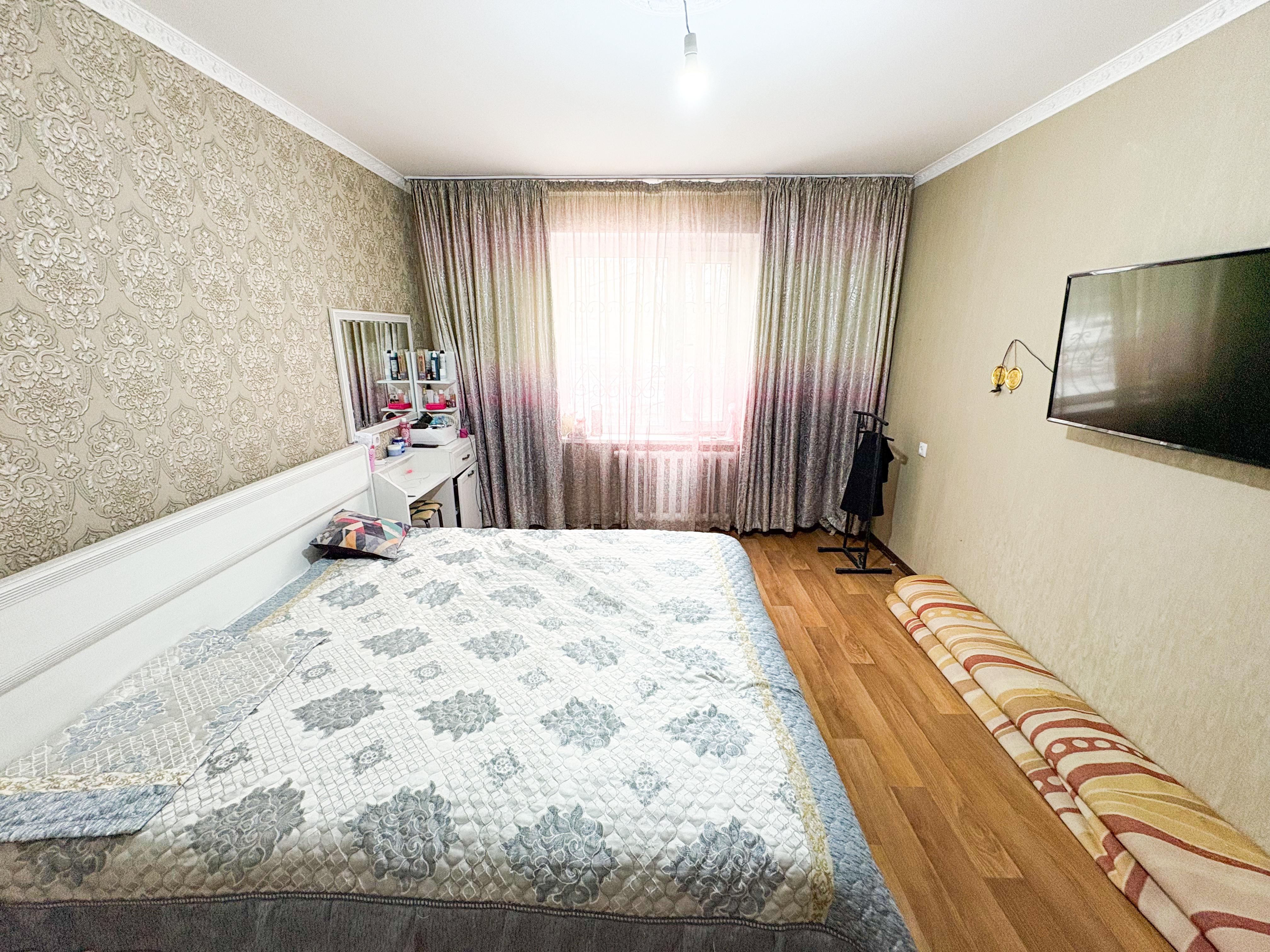 5-комнантная квартира, 72.0 м²,мкр Мушелтой за 22 800 000