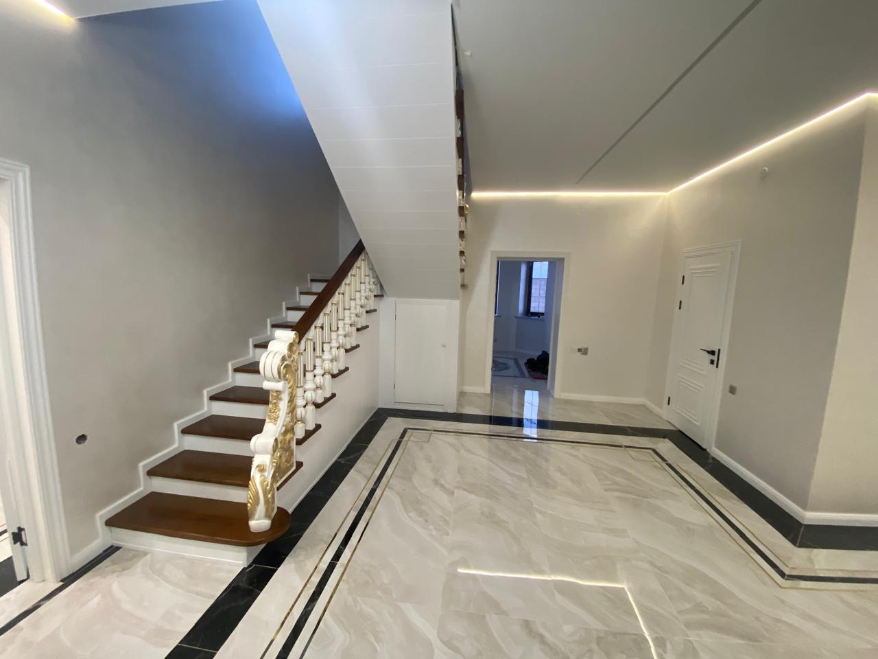 7-комнантный квартира, 305.0 м²,Ынтымак за 63 000 000