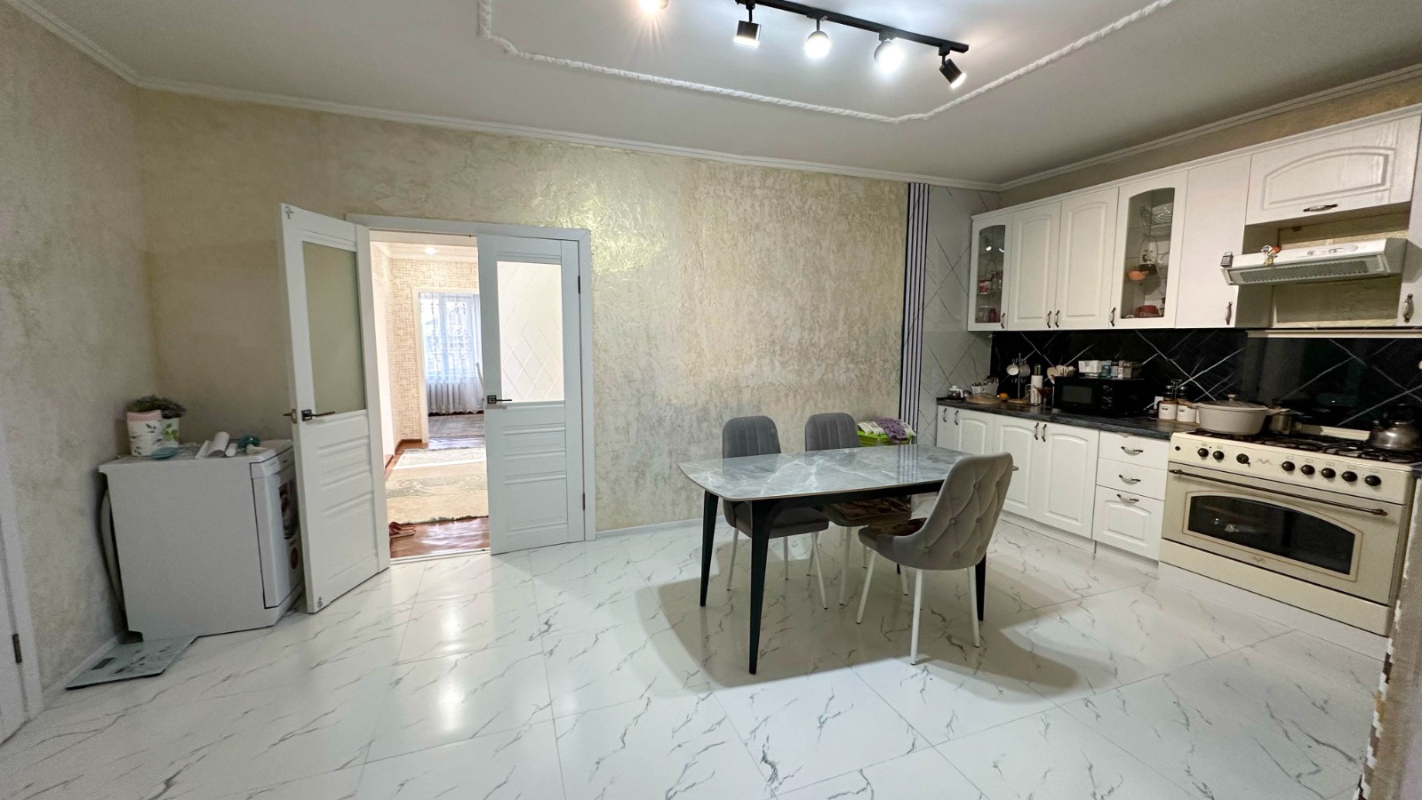 4-комнантный квартира, 115.0 м²,Восточный за 40 000 000