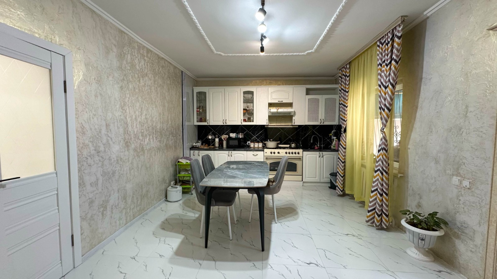 4-комнантный квартира, 115.0 м²,Восточный за 40 000 000