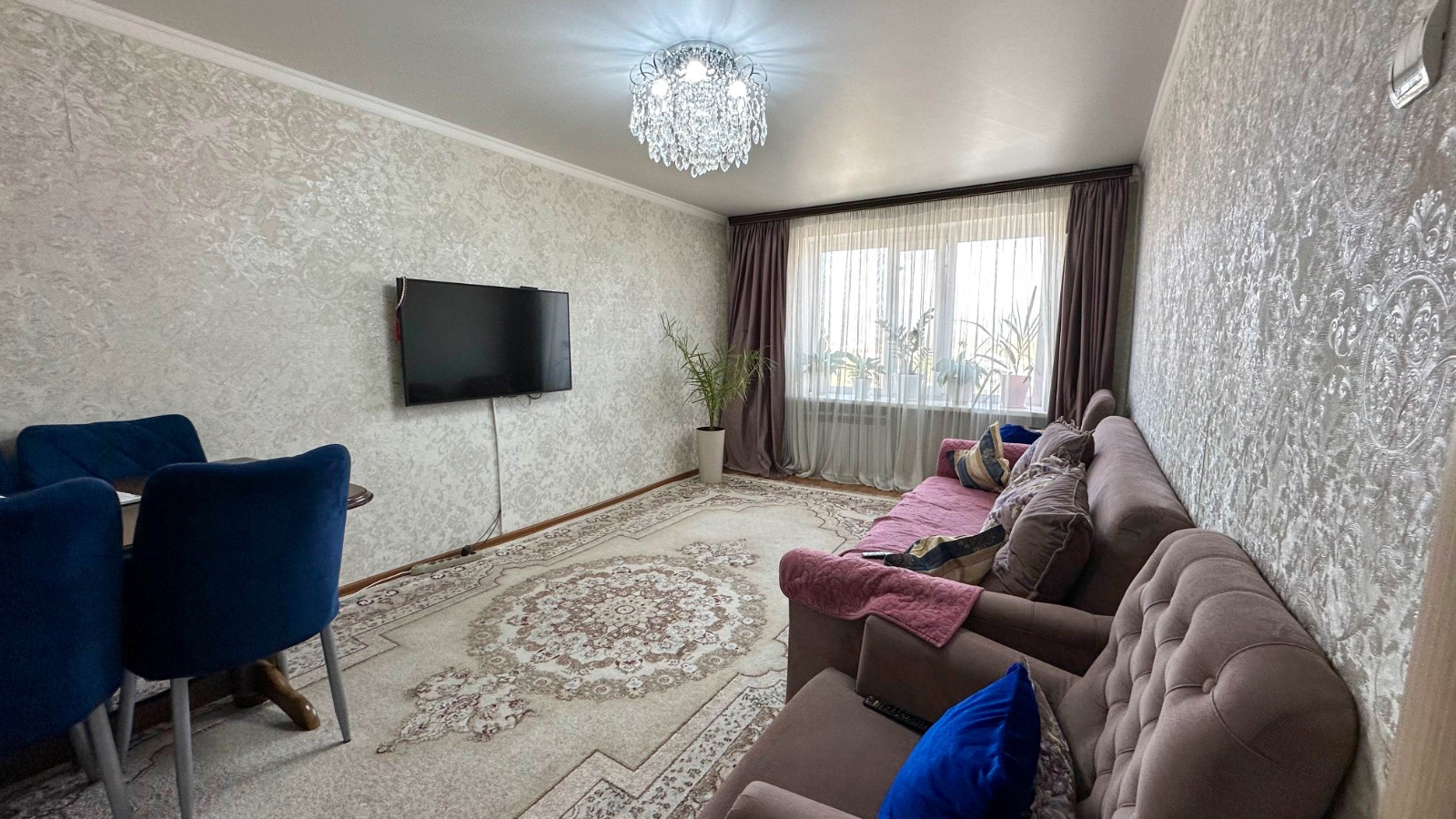 4-комнантная квартира, 84.0 м²,Алдабергенова за 27 000 000