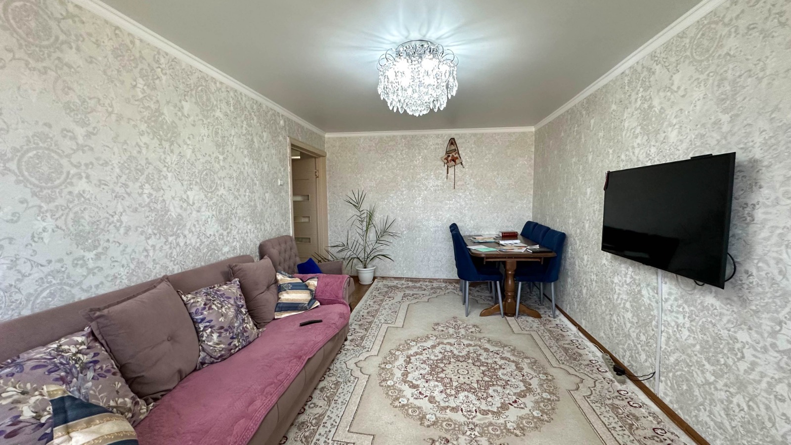 4-комнантная квартира, 84.0 м²,Алдабергенова за 27 000 000