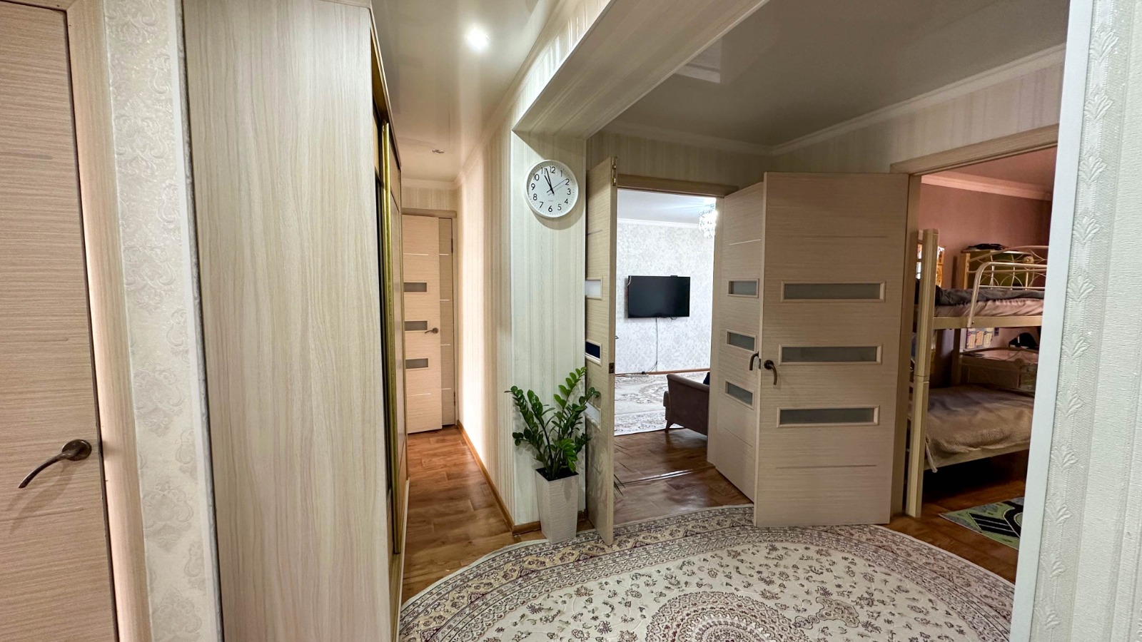 4-комнантная квартира, 84.0 м²,Алдабергенова за 27 000 000