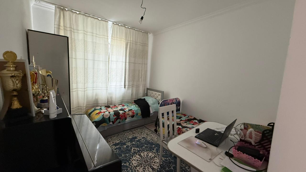 4-комнантный квартира, 112.0 м²,Жидебаева за 28 000 000