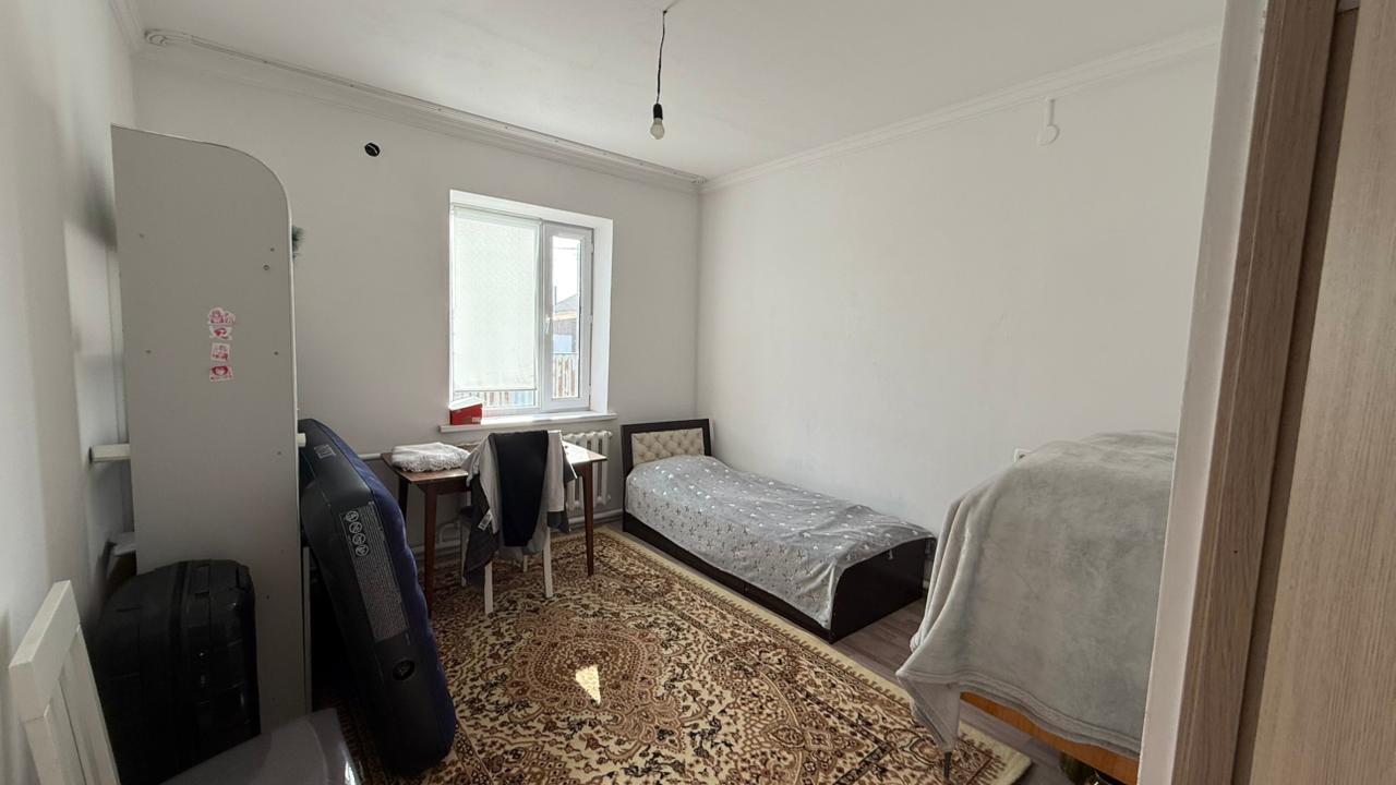 4-комнантный квартира, 112.0 м²,Жидебаева за 28 000 000