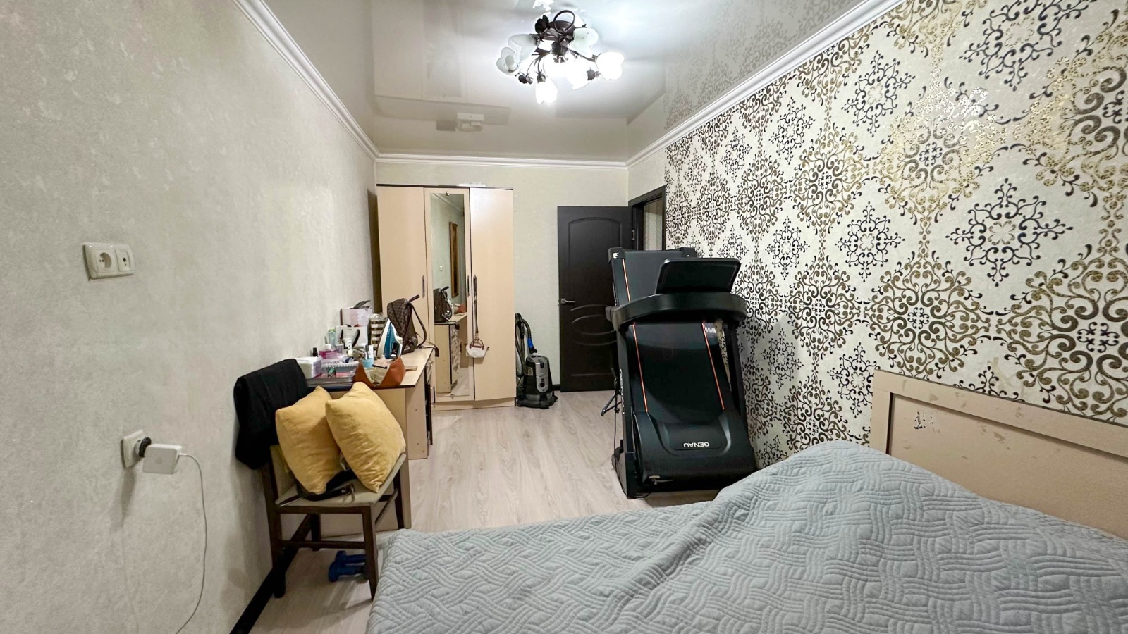 4-комнантная квартира, 91.0 м²,4 мкр за 29 000 000