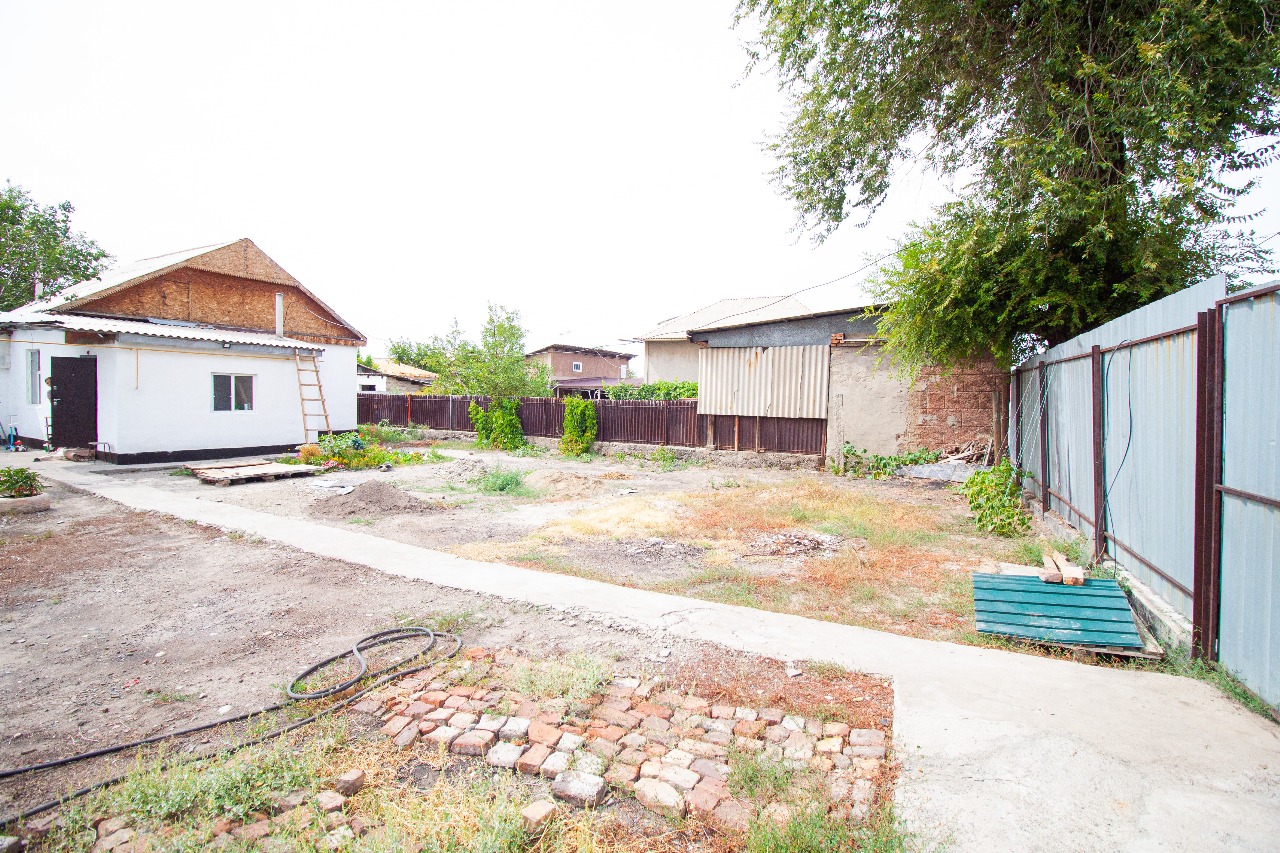 4-комнантный квартира, 58.0 м²,Курманова за 10 700 000