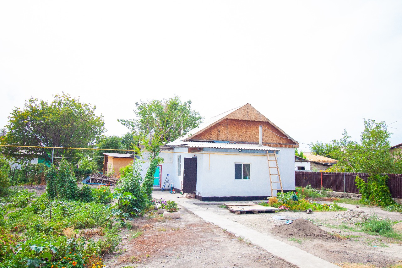 4-комнантный квартира, 58.0 м²,Курманова за 10 700 000