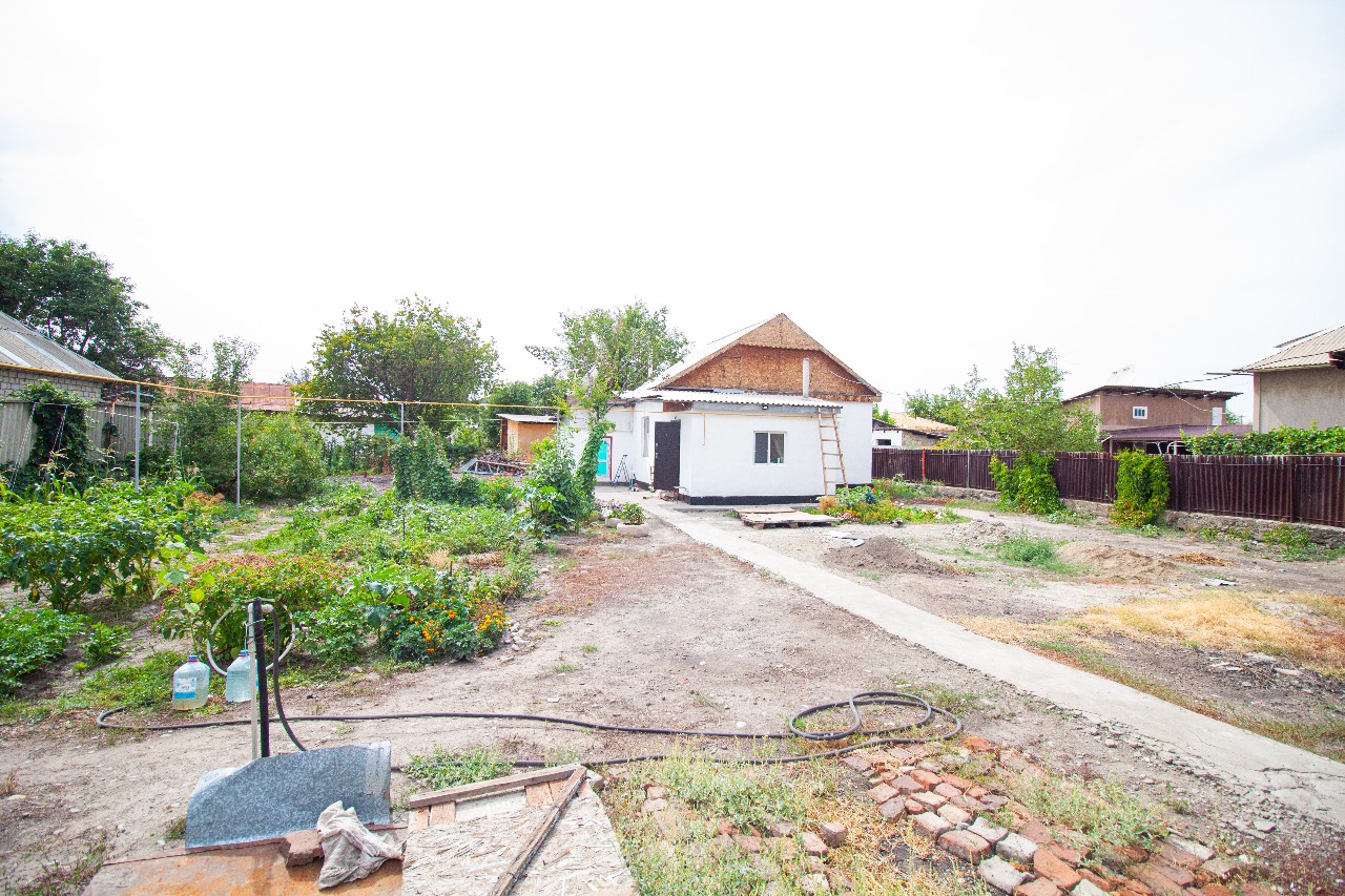 4-комнантный квартира, 58.0 м²,Курманова за 10 700 000