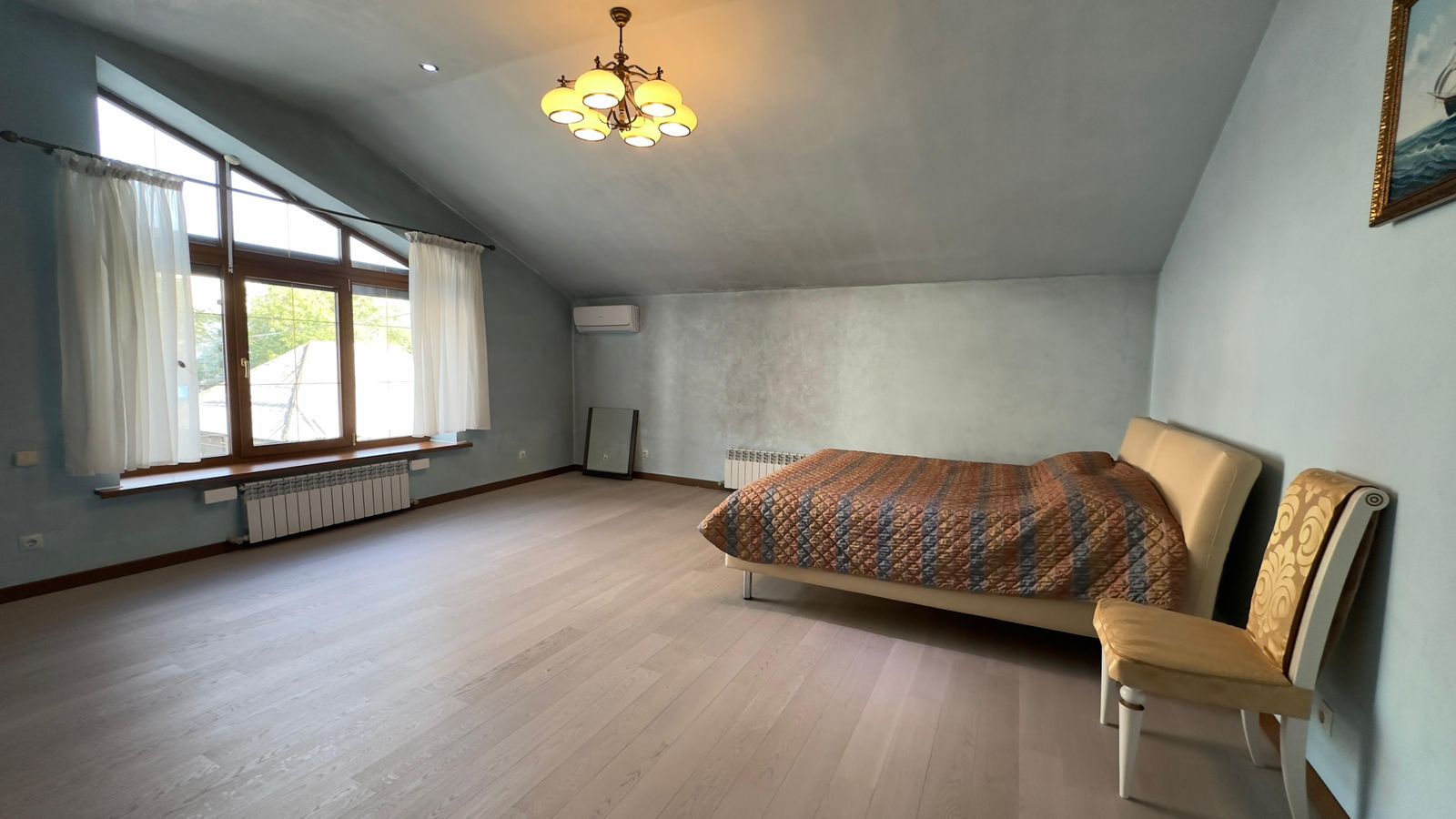 6-комнантный квартира, 740.0 м²,Есетова за 125 000 000
