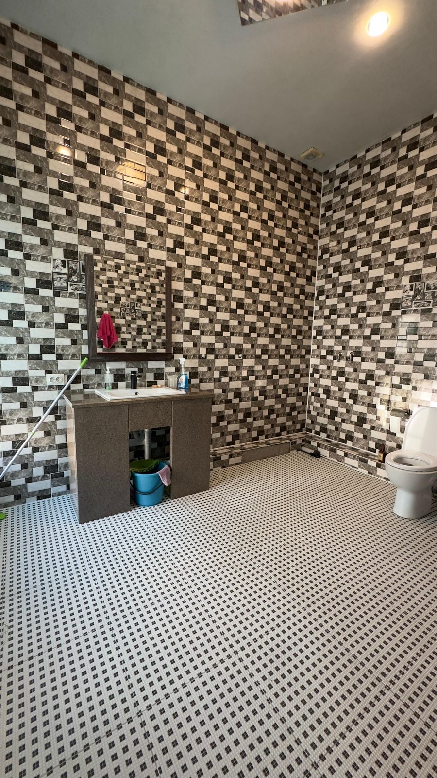 6-комнантный квартира, 740.0 м²,Есетова за 125 000 000