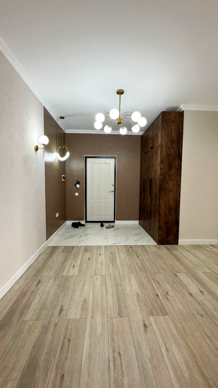 4-комнантная квартира, 104.0 м²,Бирлик за 37 000 000