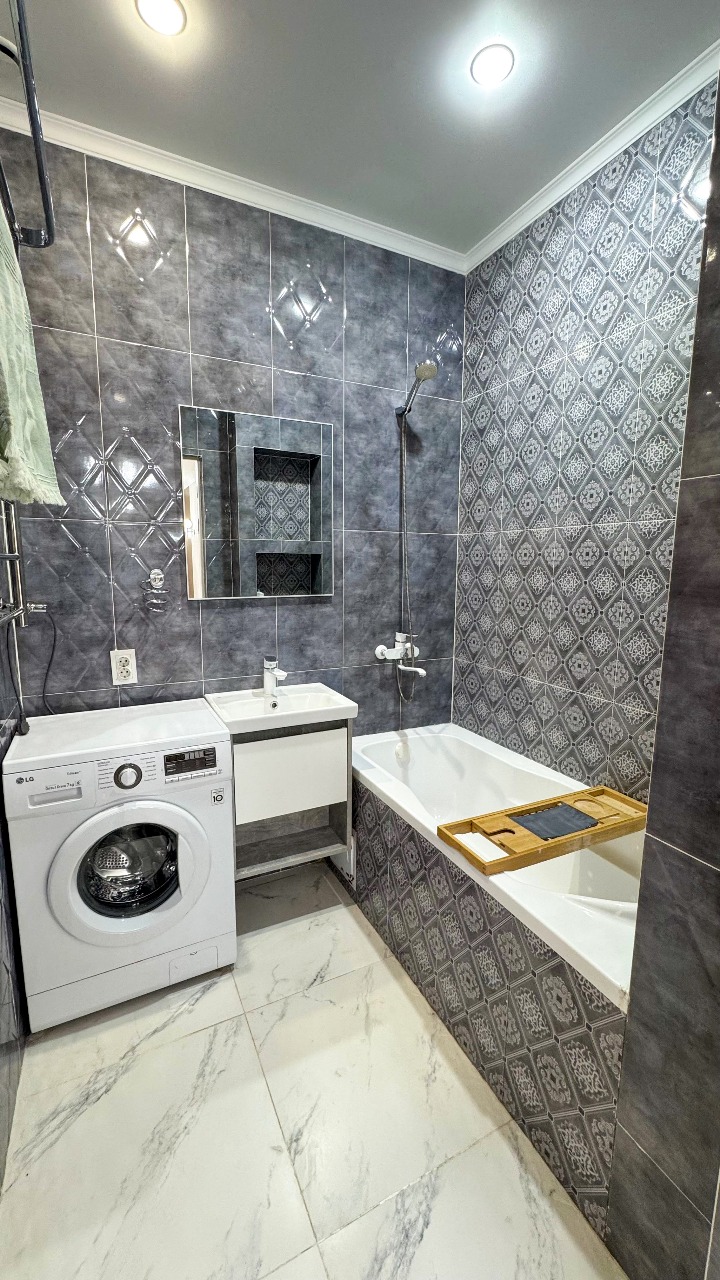 4-комнантная квартира, 104.0 м²,Бирлик за 37 000 000