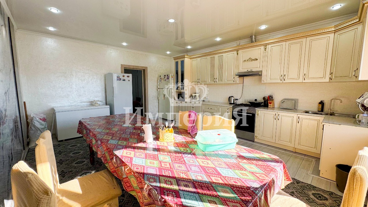 4-комнантный квартира, 145.0 м²,ЖасуланЖексембекова за 40 000 000