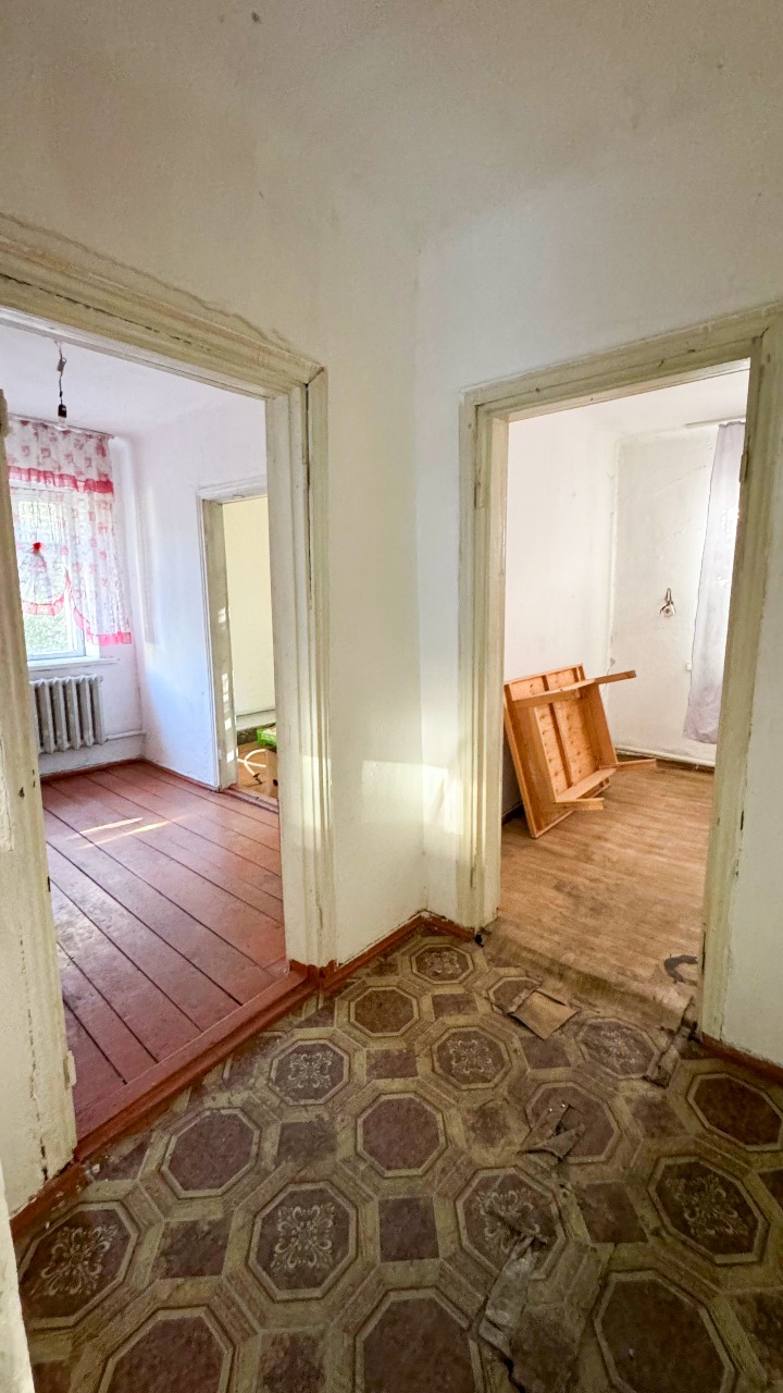 5-комнантная квартира, 60.0 м²,Байсеитова за 9 000 000