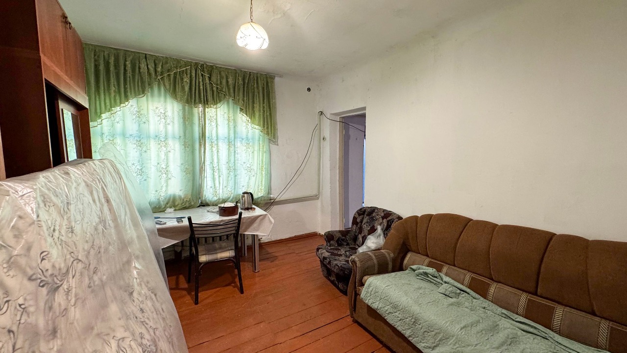 5-комнантная квартира, 60.0 м²,Байсеитова за 9 000 000