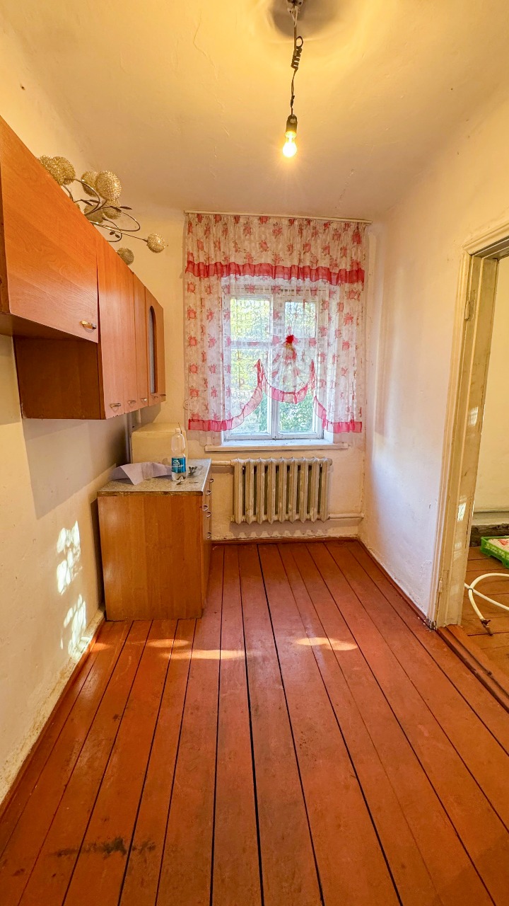 5-комнантная квартира, 60.0 м²,Байсеитова за 9 000 000