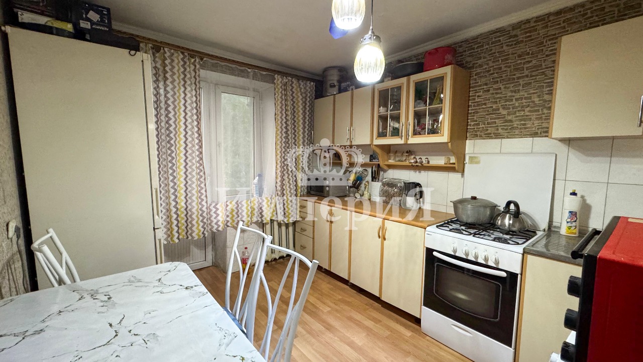 4-комнантная квартира, 81.0 м²,Желтоксан за 13 500 000