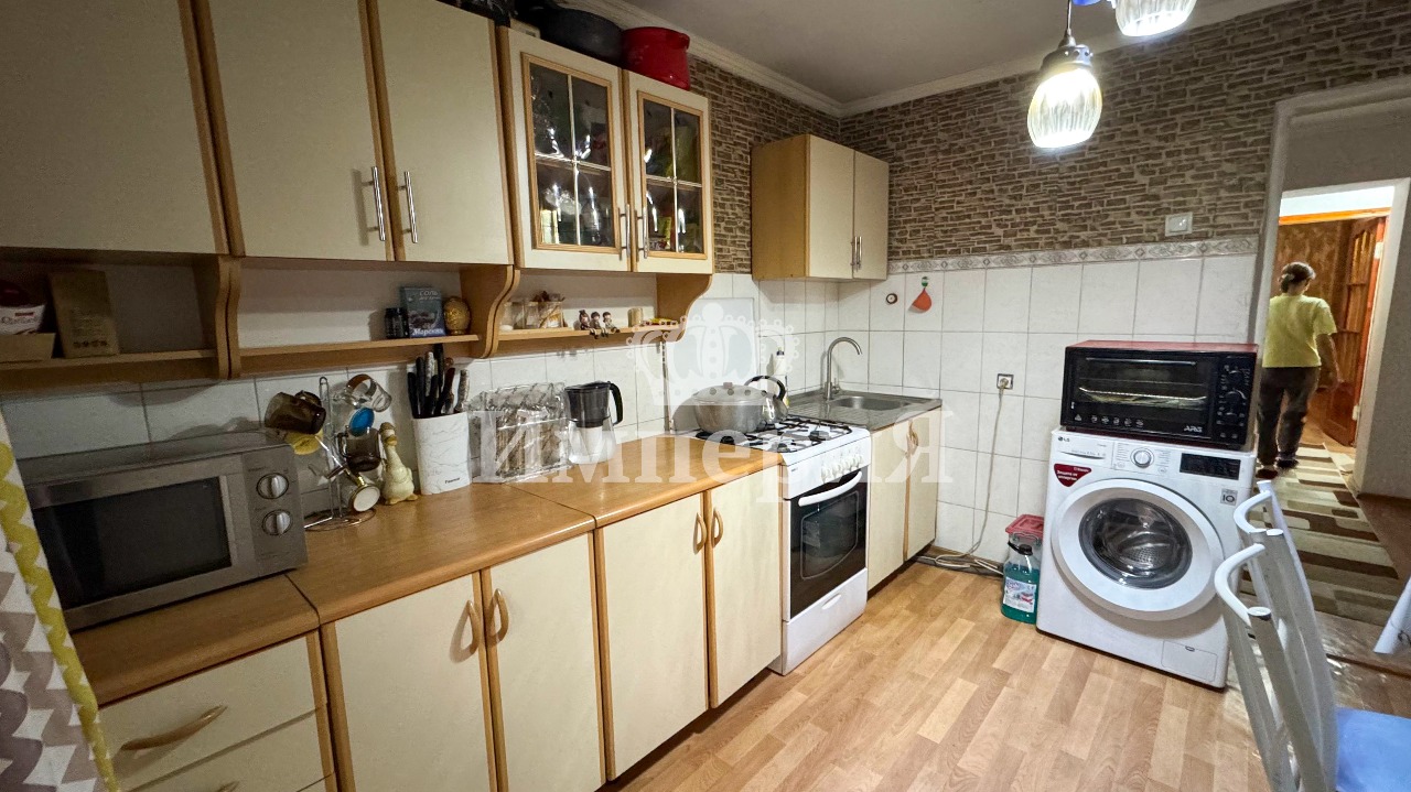 4-комнантная квартира, 81.0 м²,Желтоксан за 13 500 000