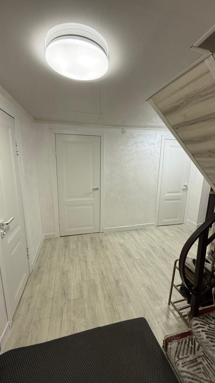 5-комнантный квартира, 127.0 м²,Жансугурова за 32 000 000