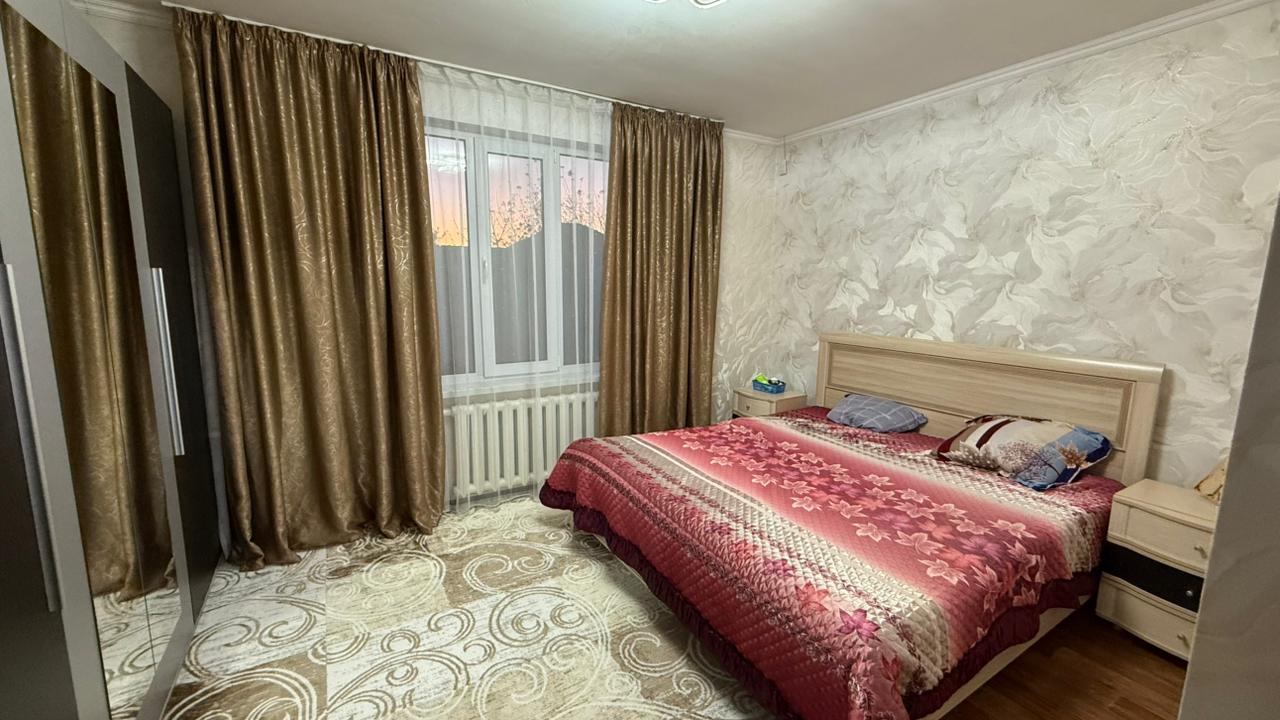 5-комнантный квартира, 127.0 м²,Жансугурова за 32 000 000