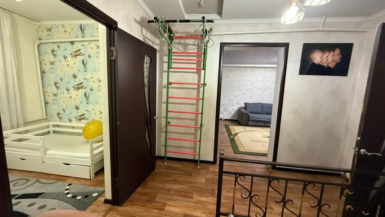 5-комнантный квартира, 127.0 м²,Жансугурова за 32 000 000