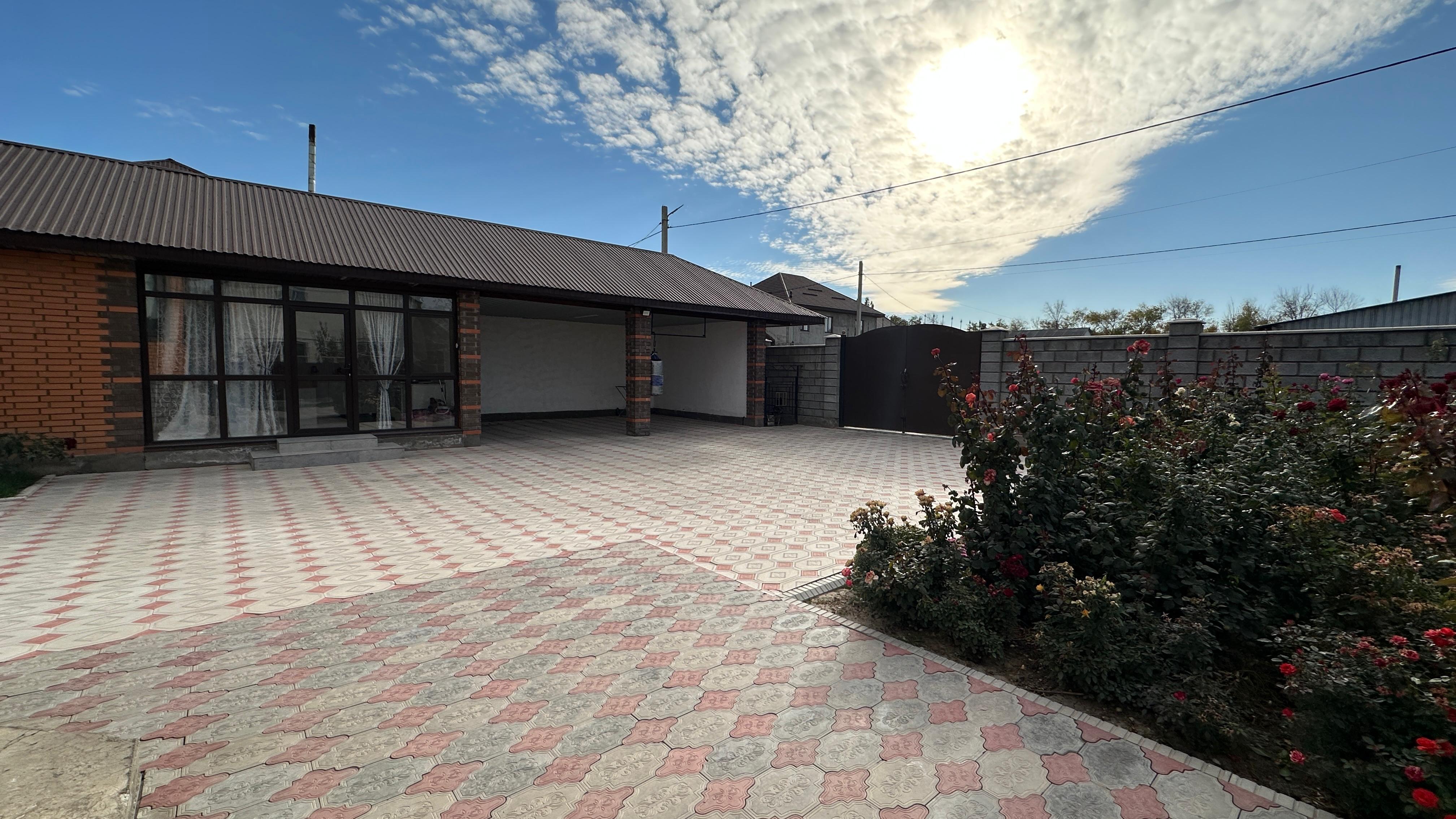 5-комнантный квартира, 180.0 м²,Нурлы Бастау за 65 000 000