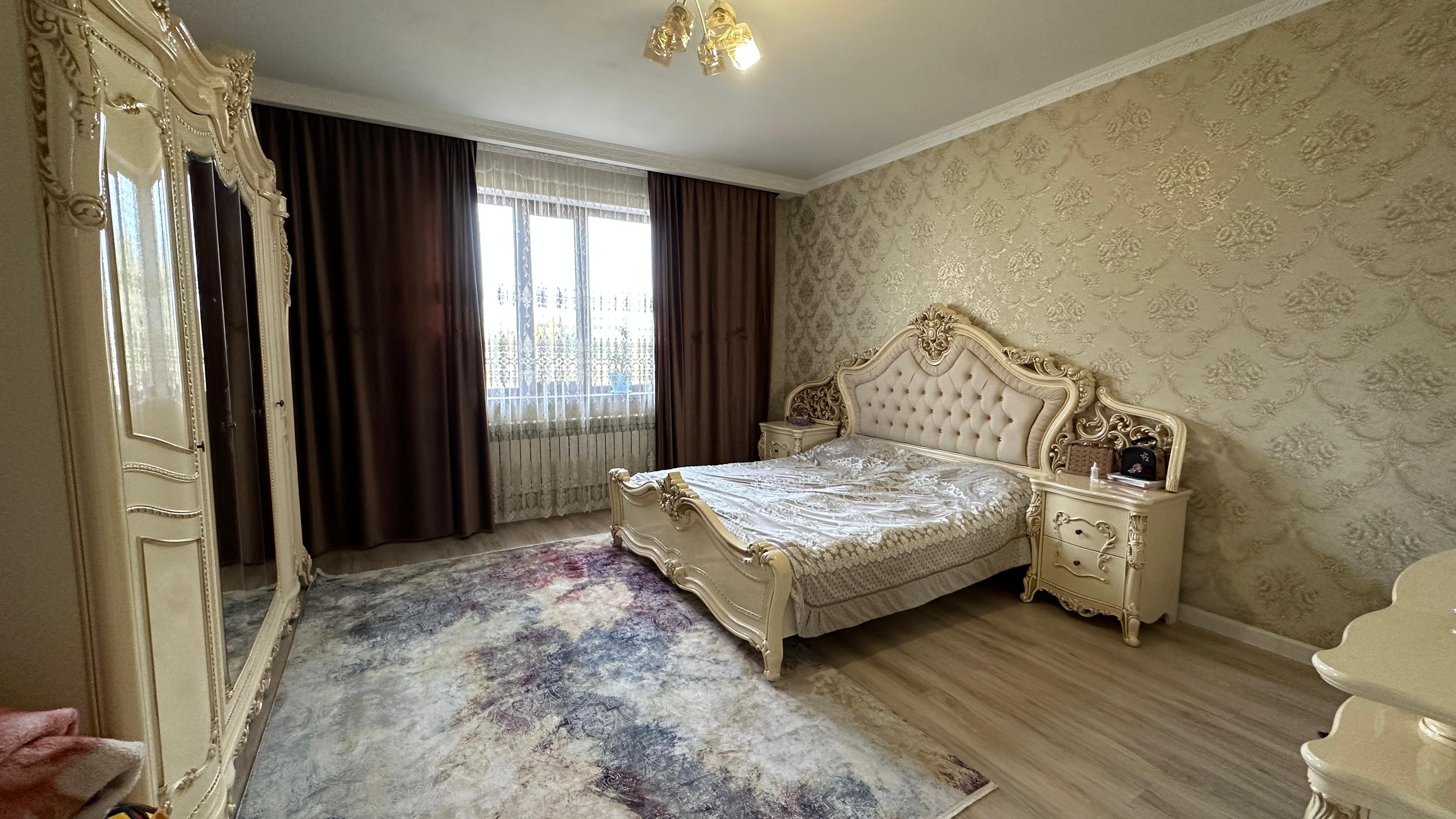 5-комнантный квартира, 180.0 м²,Нурлы Бастау за 65 000 000