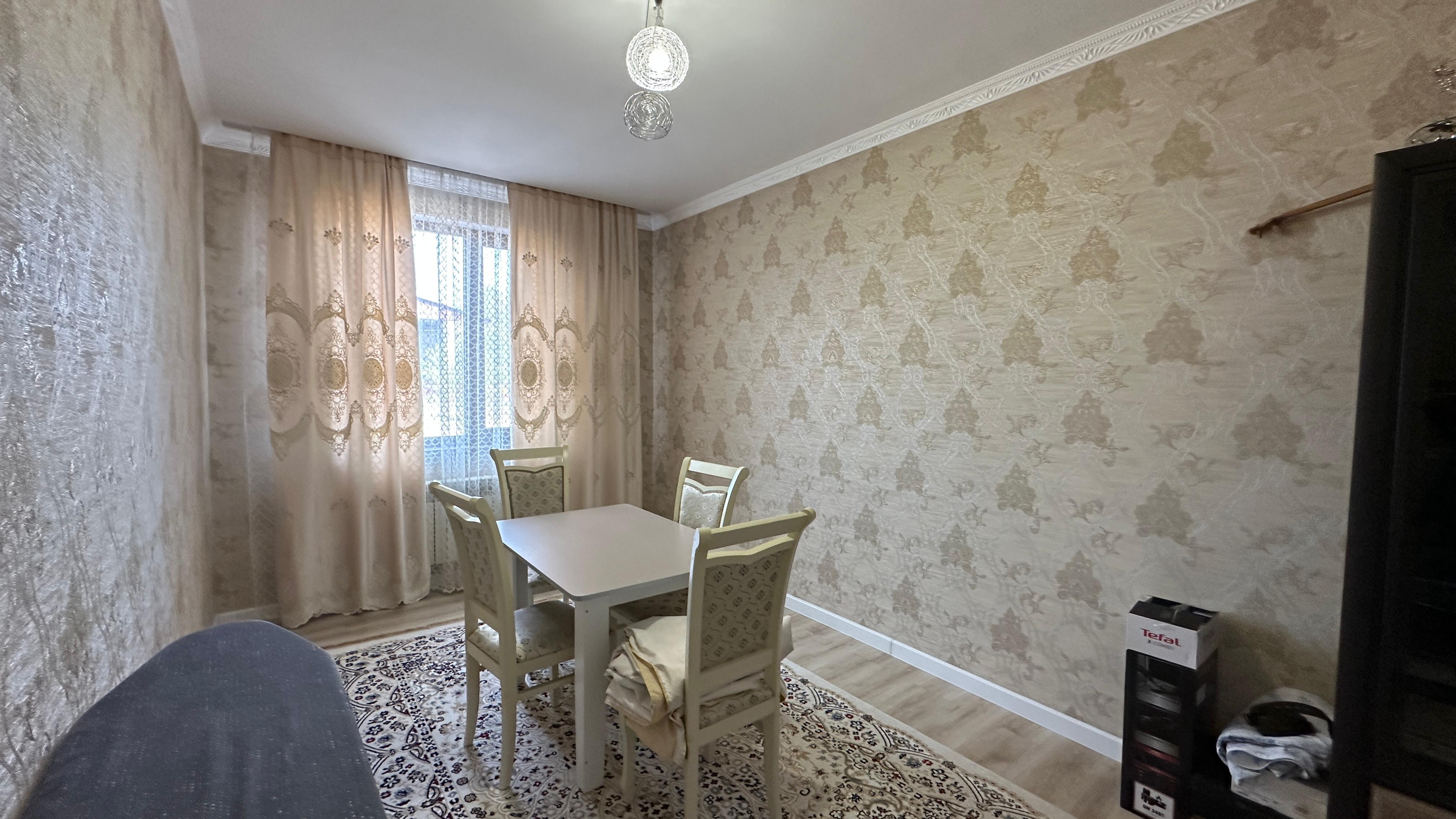 5-комнантный квартира, 180.0 м²,Нурлы Бастау за 65 000 000