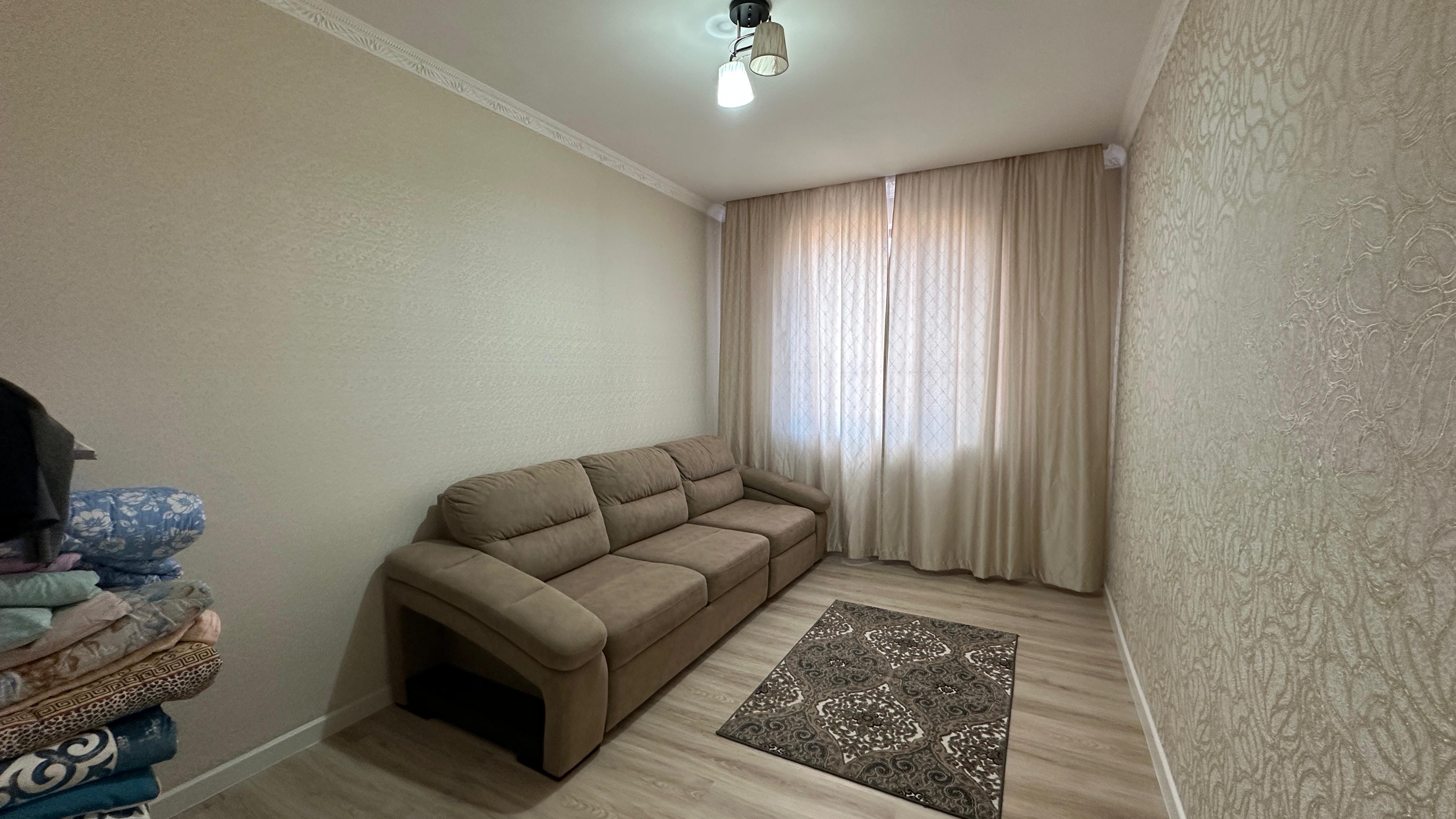 5-комнантный квартира, 180.0 м²,Нурлы Бастау за 65 000 000