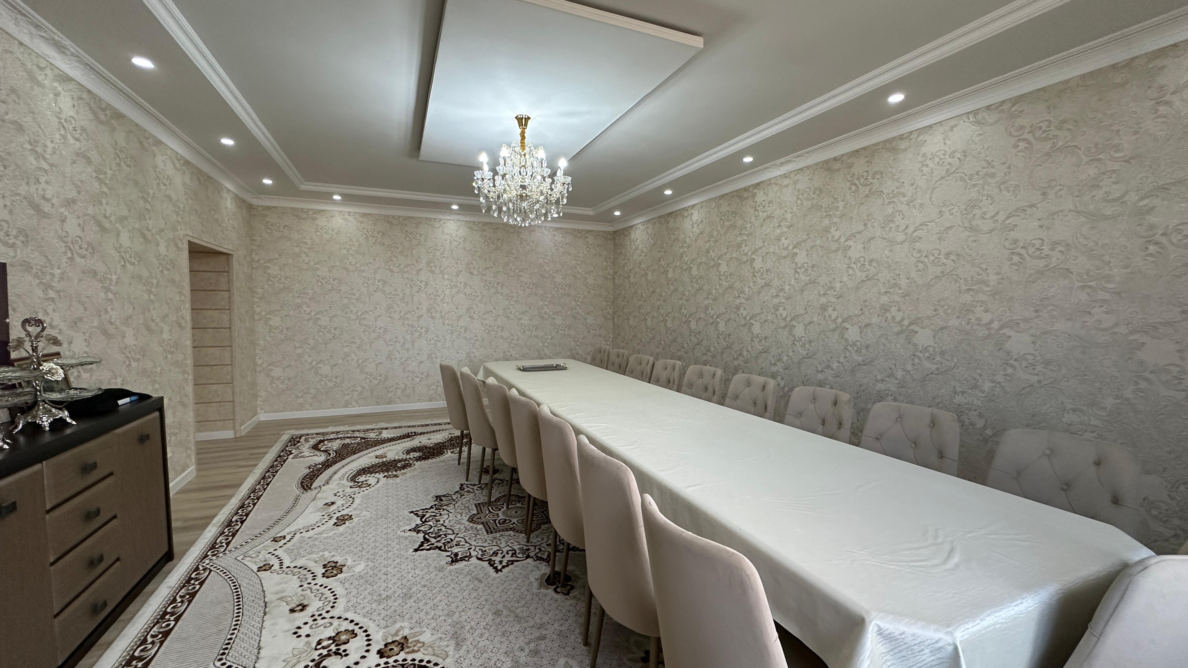 5-комнантный квартира, 180.0 м²,Нурлы Бастау за 65 000 000