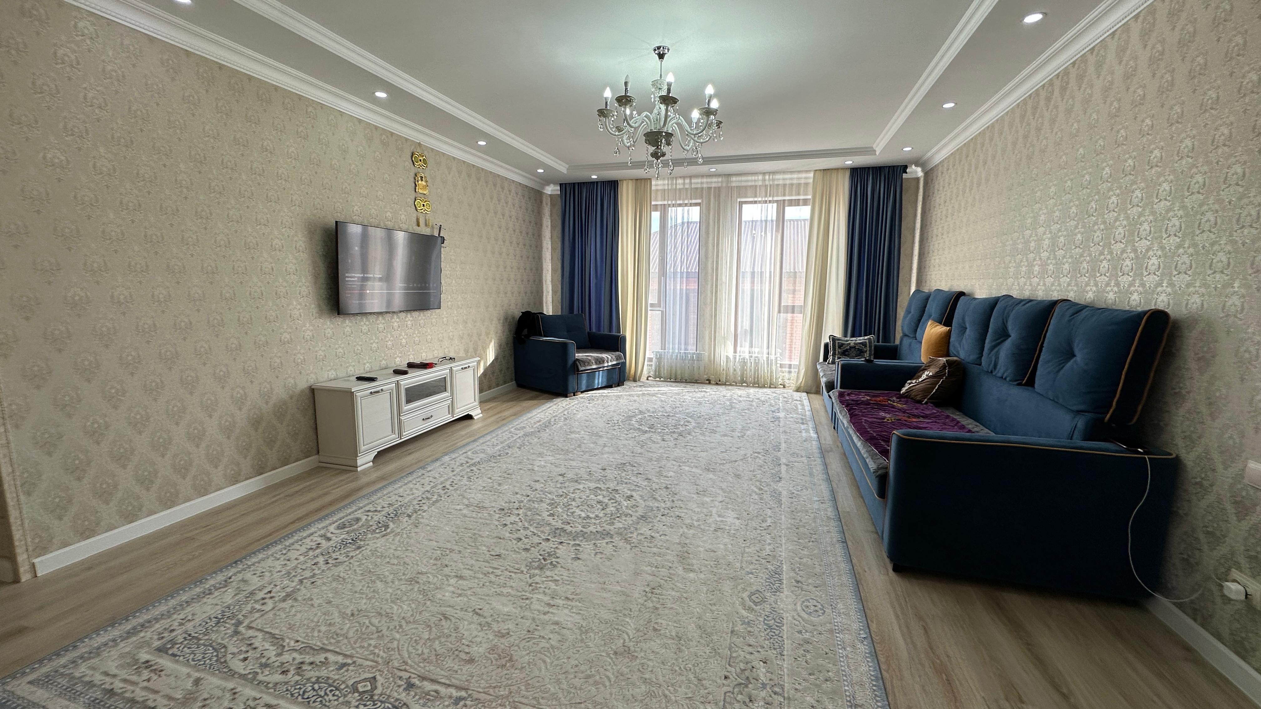 5-комнантный квартира, 180.0 м²,Нурлы Бастау за 65 000 000