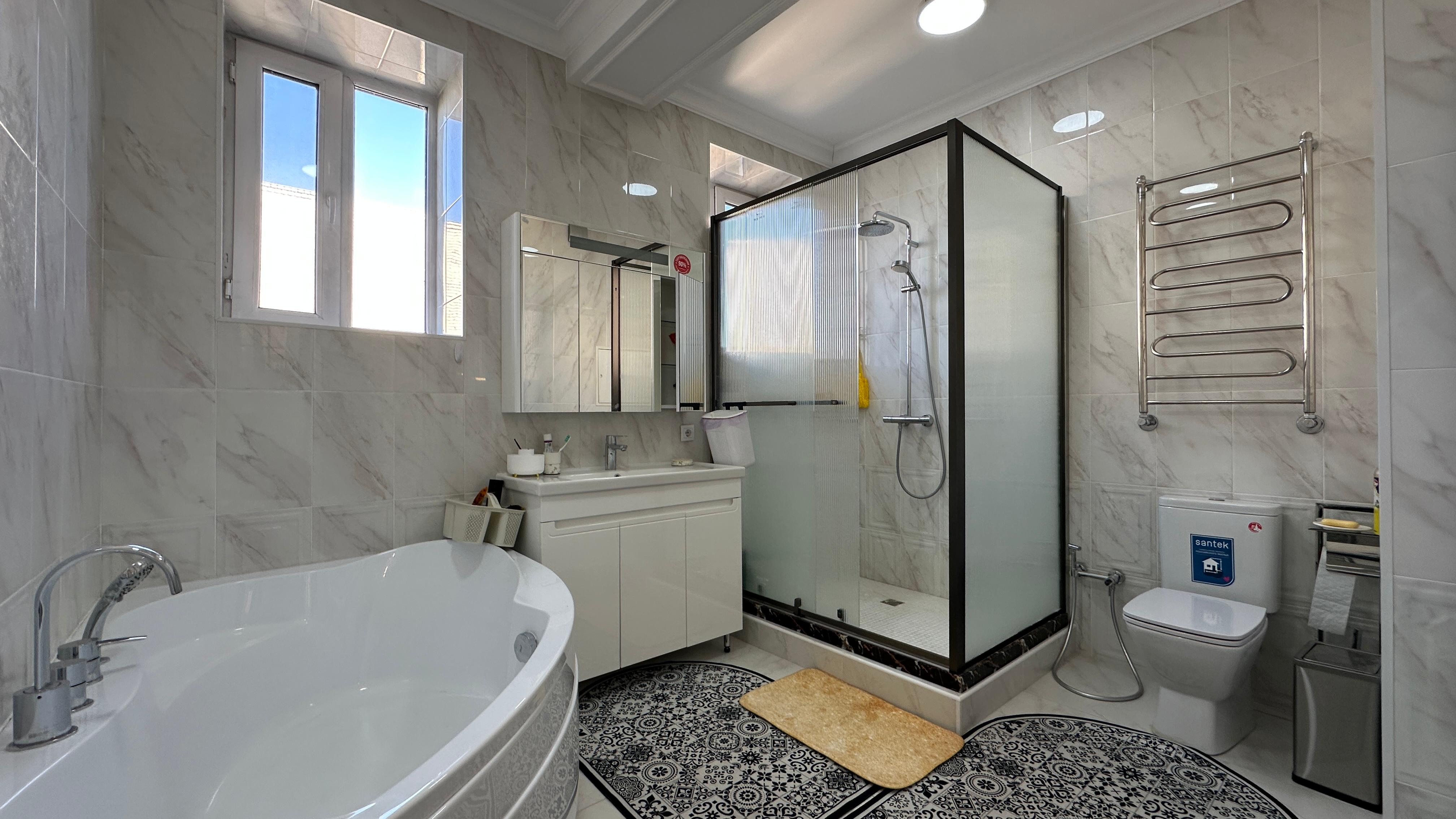 4-комнантная квартира, 300.0 м²,Жана Гарышкер за 100 000 000