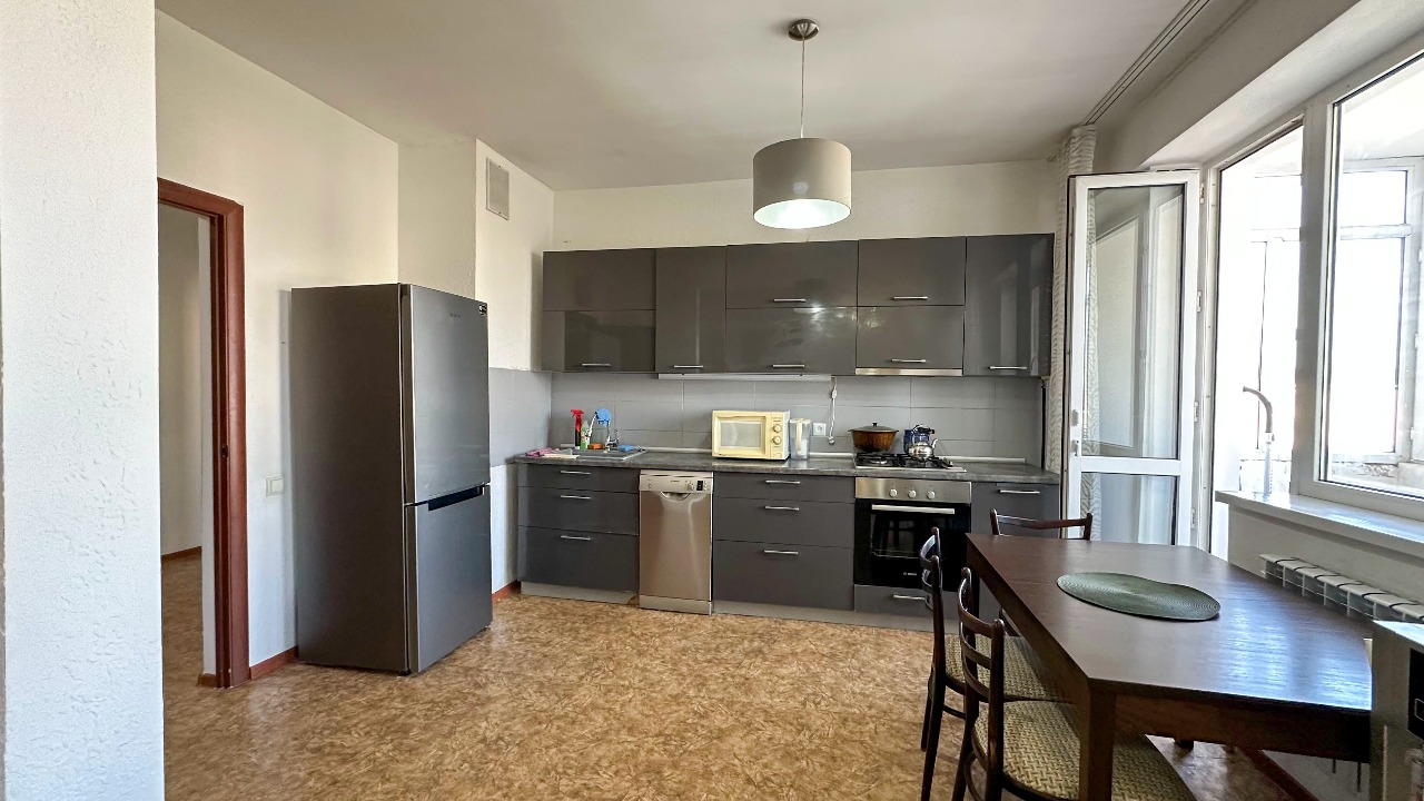 3-комнантная квартира, 90.0 м²,мкр Бирлик за 30 000 000