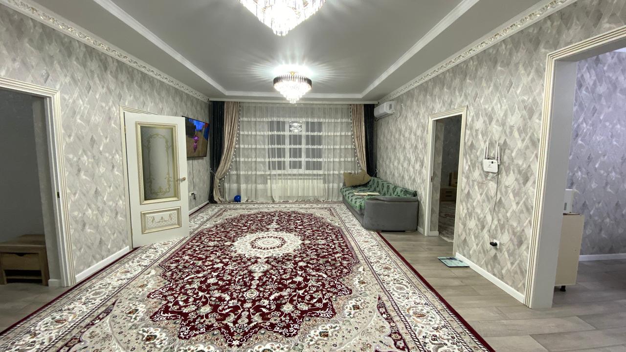 6-комнантный квартира, 150.0 м²,Нурлы Бастау за 45 000 000