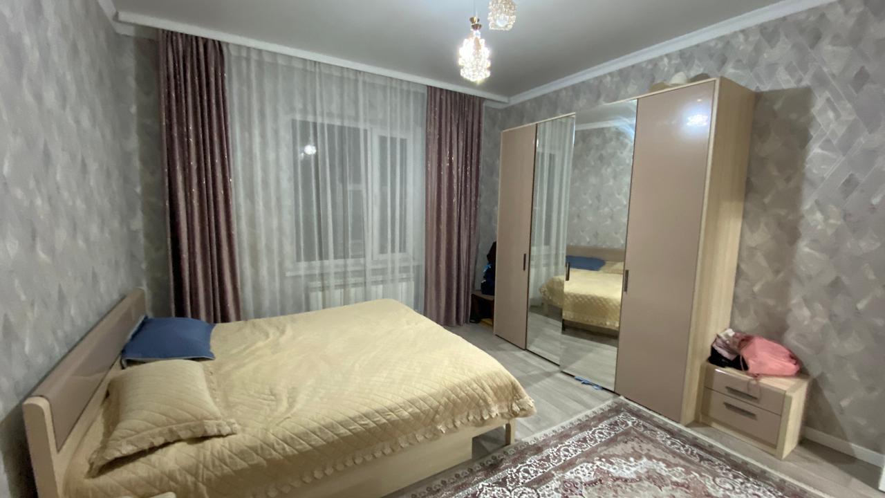 6-комнантный квартира, 150.0 м²,Нурлы Бастау за 45 000 000