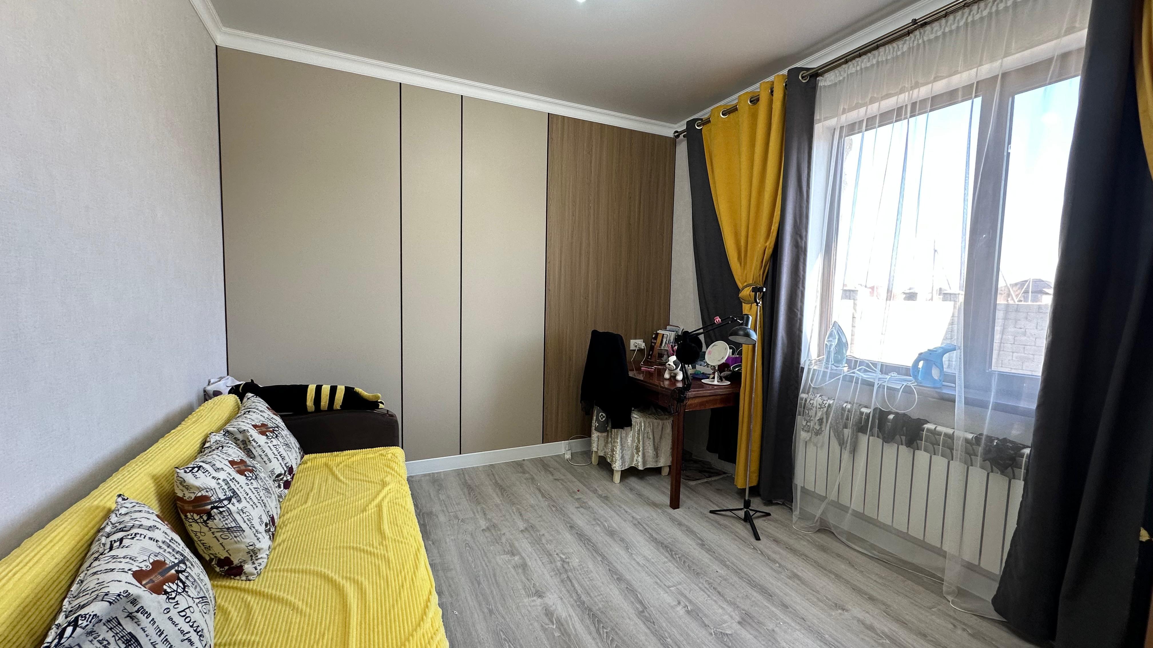 5-комнантный квартира, 133.0 м²,Желтоксан за 45 000 000