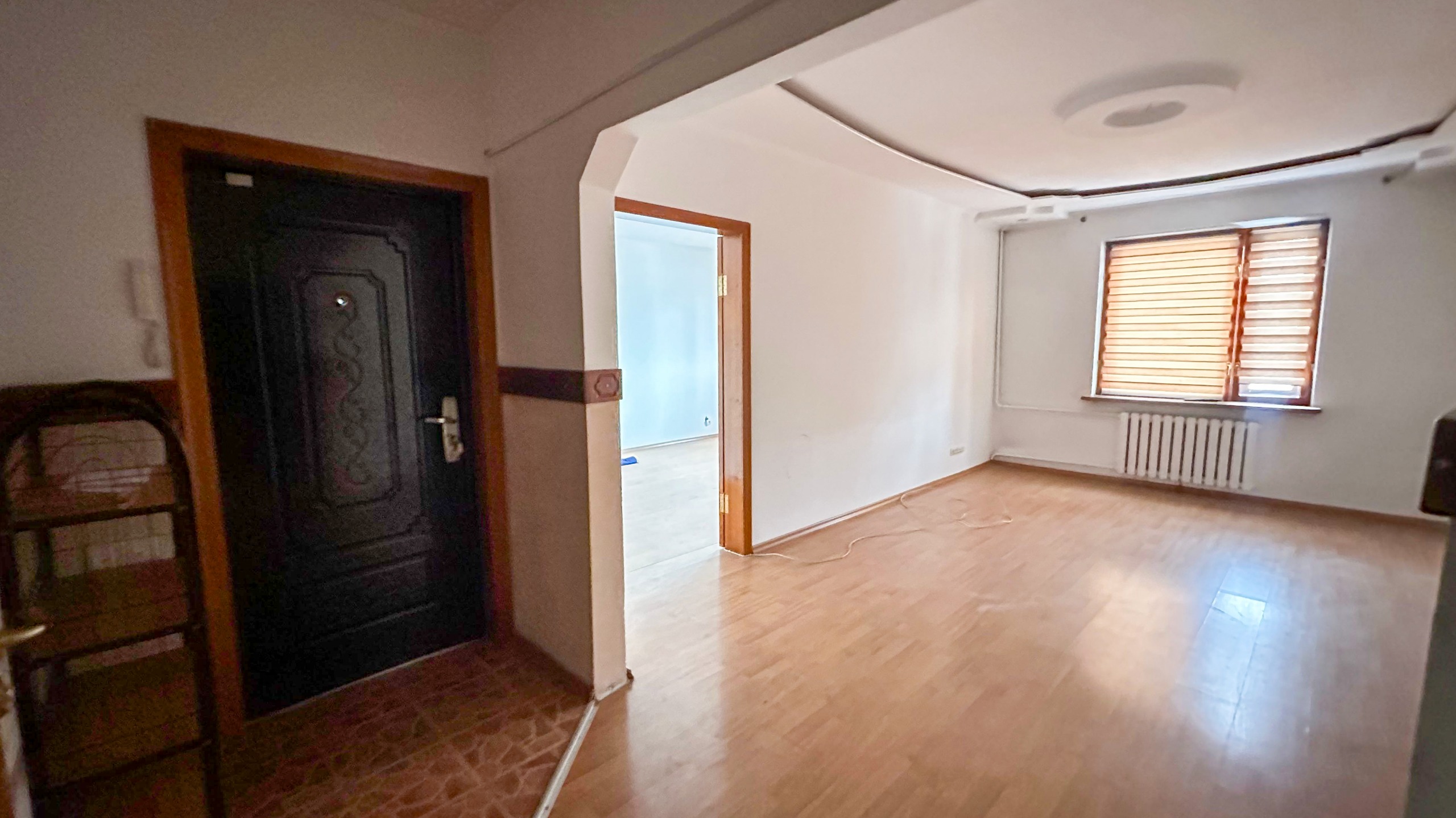 4-комнантная квартира, 90.0 м²,3 мкр за 34 000 000