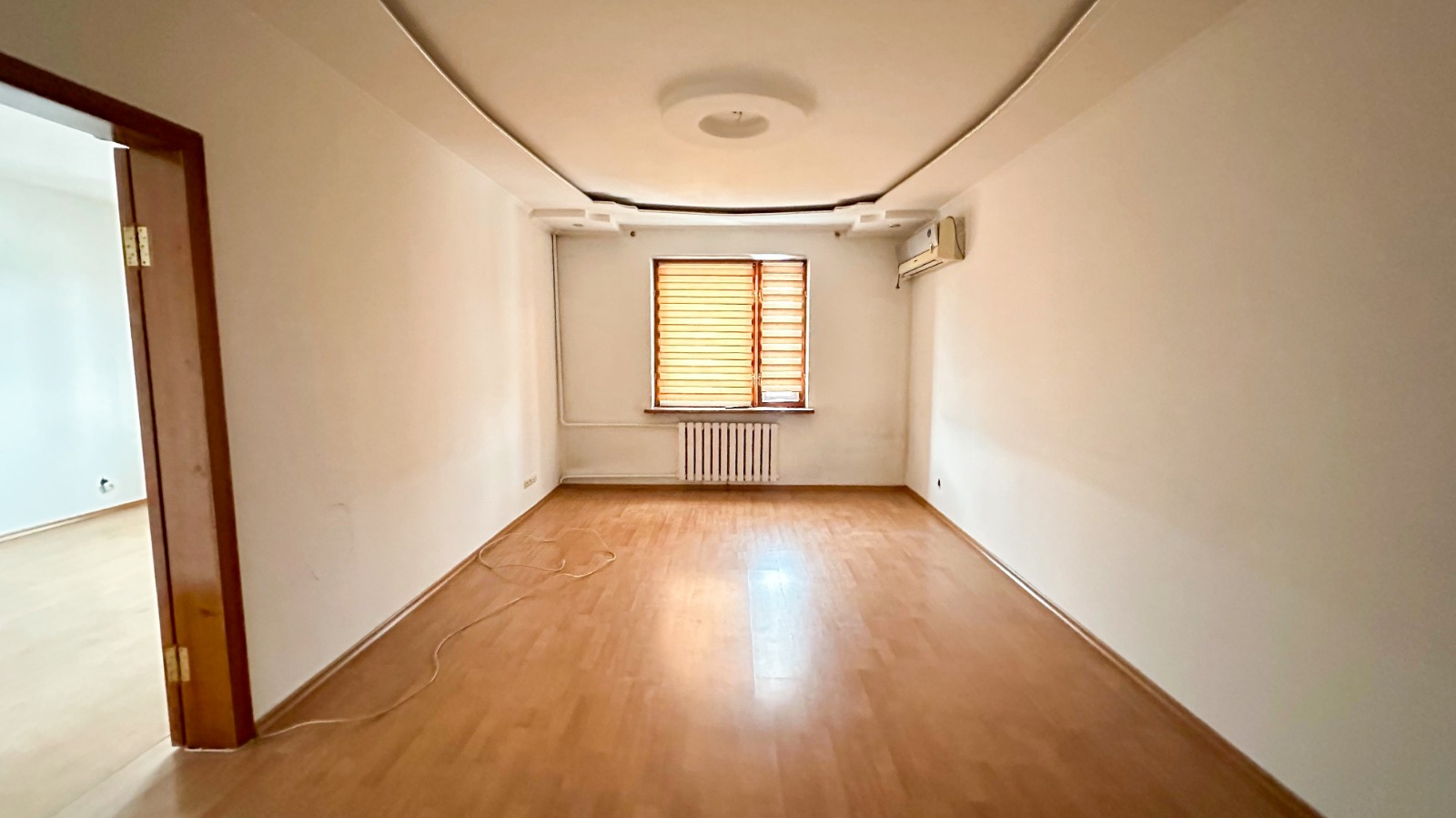 4-комнантная квартира, 90.0 м²,3 мкр за 34 000 000