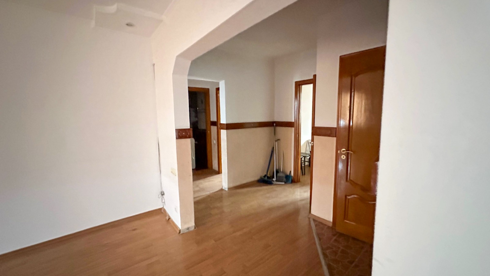 4-комнантная квартира, 90.0 м²,3 мкр за 34 000 000