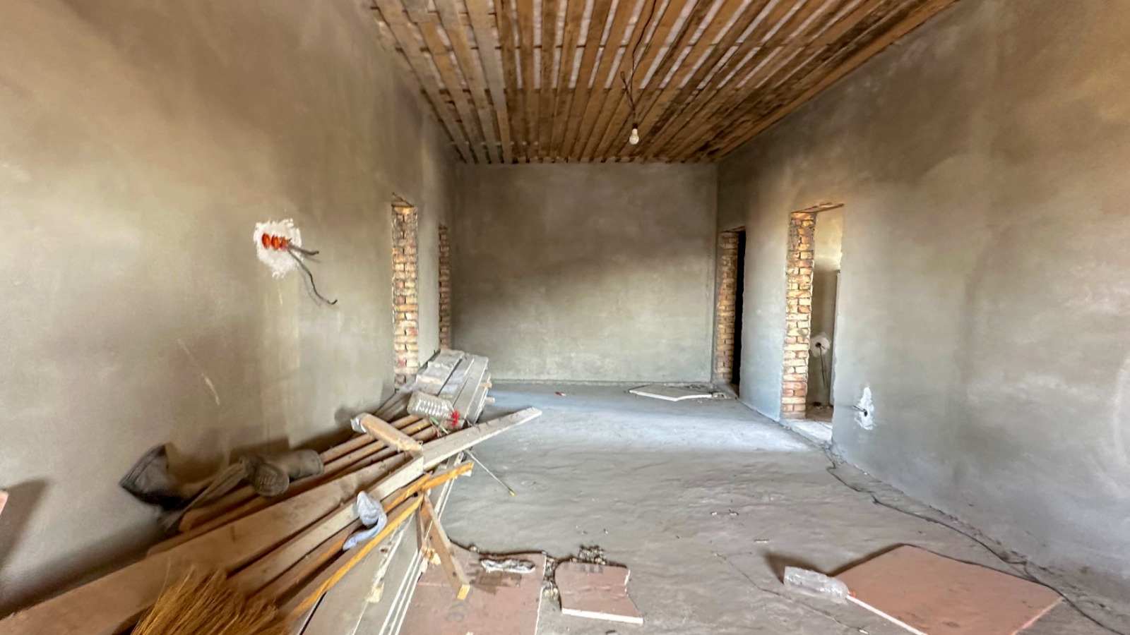 5-комнантный квартира, 199.0 м²,Байтурсынова за 32 000 000