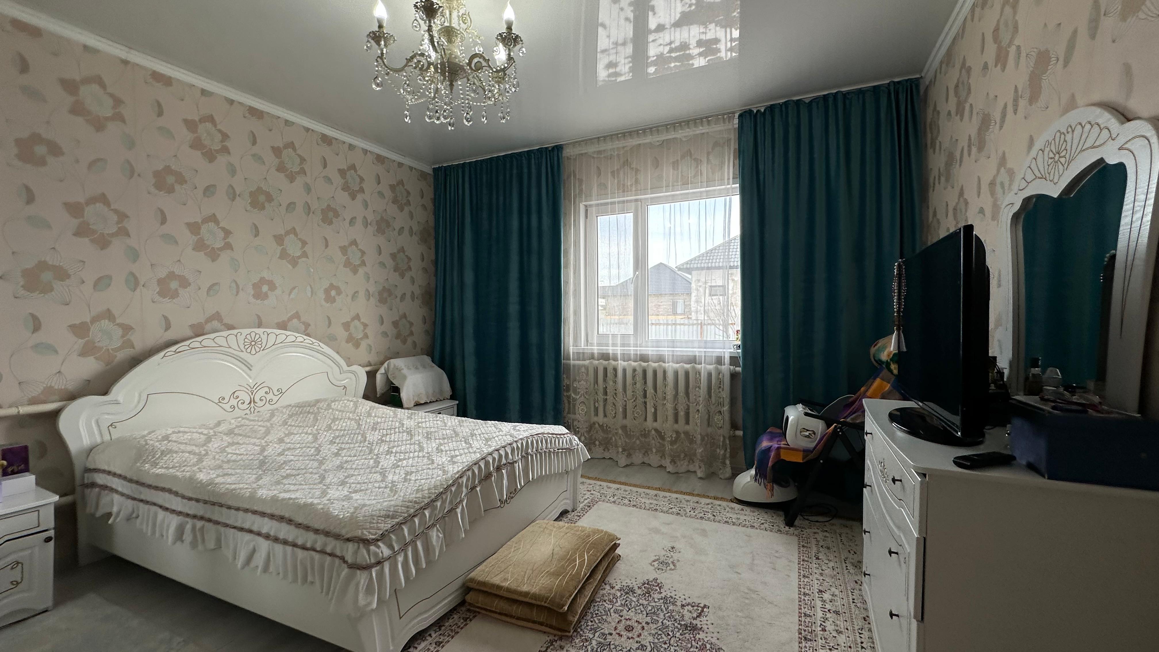 6-комнантный квартира, 157.4 м²,Зере за 47 000 000