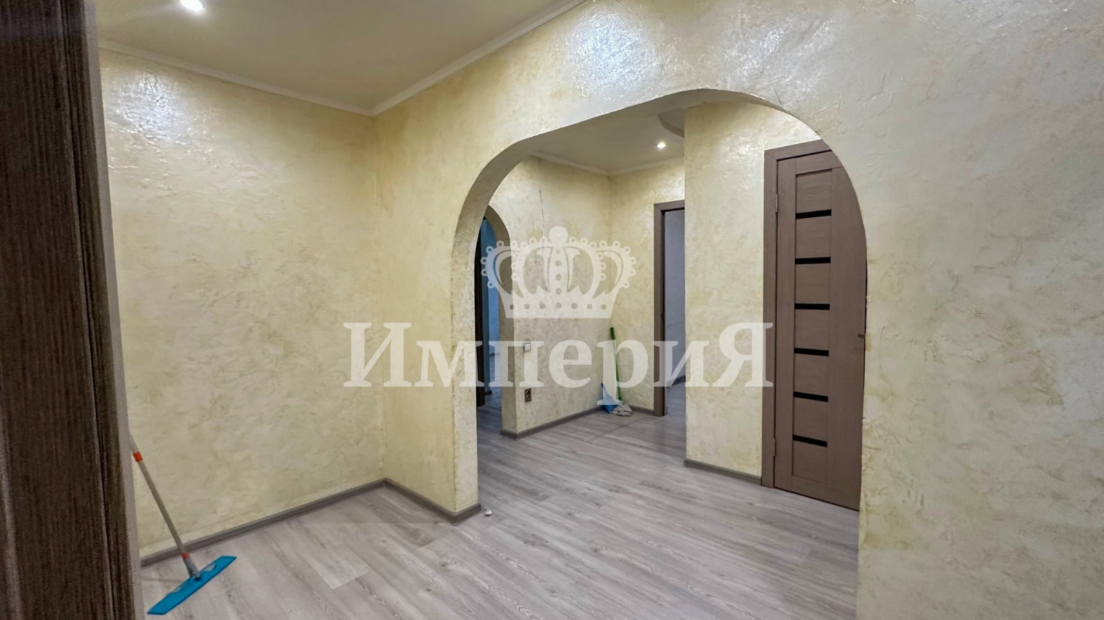 4-комнантная квартира, 91.5 м²,мкр Мушелтой за 38 000 000